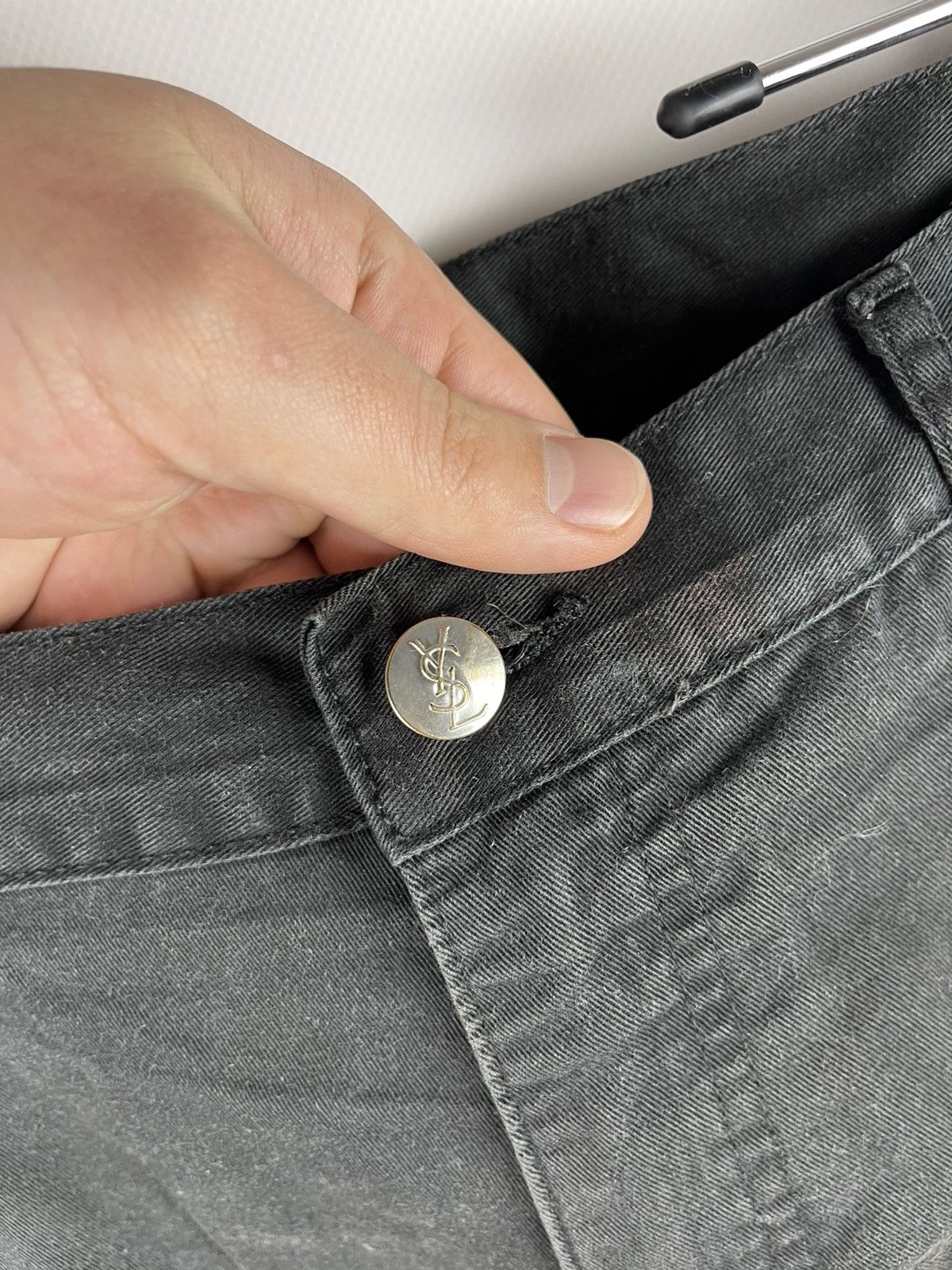 Vintage Yves Saint Laurent vintage black logo chino pants black Size US 34 / EU 50 - 9 Thumbnail