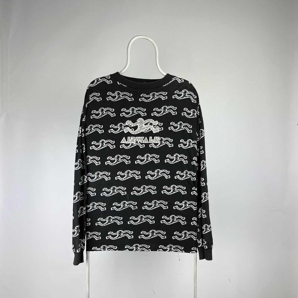 Airwalk Vintage airwalk long sleeve skateboard size Large Size US L / EU 52-54 / 3 - 1 Thumbnail