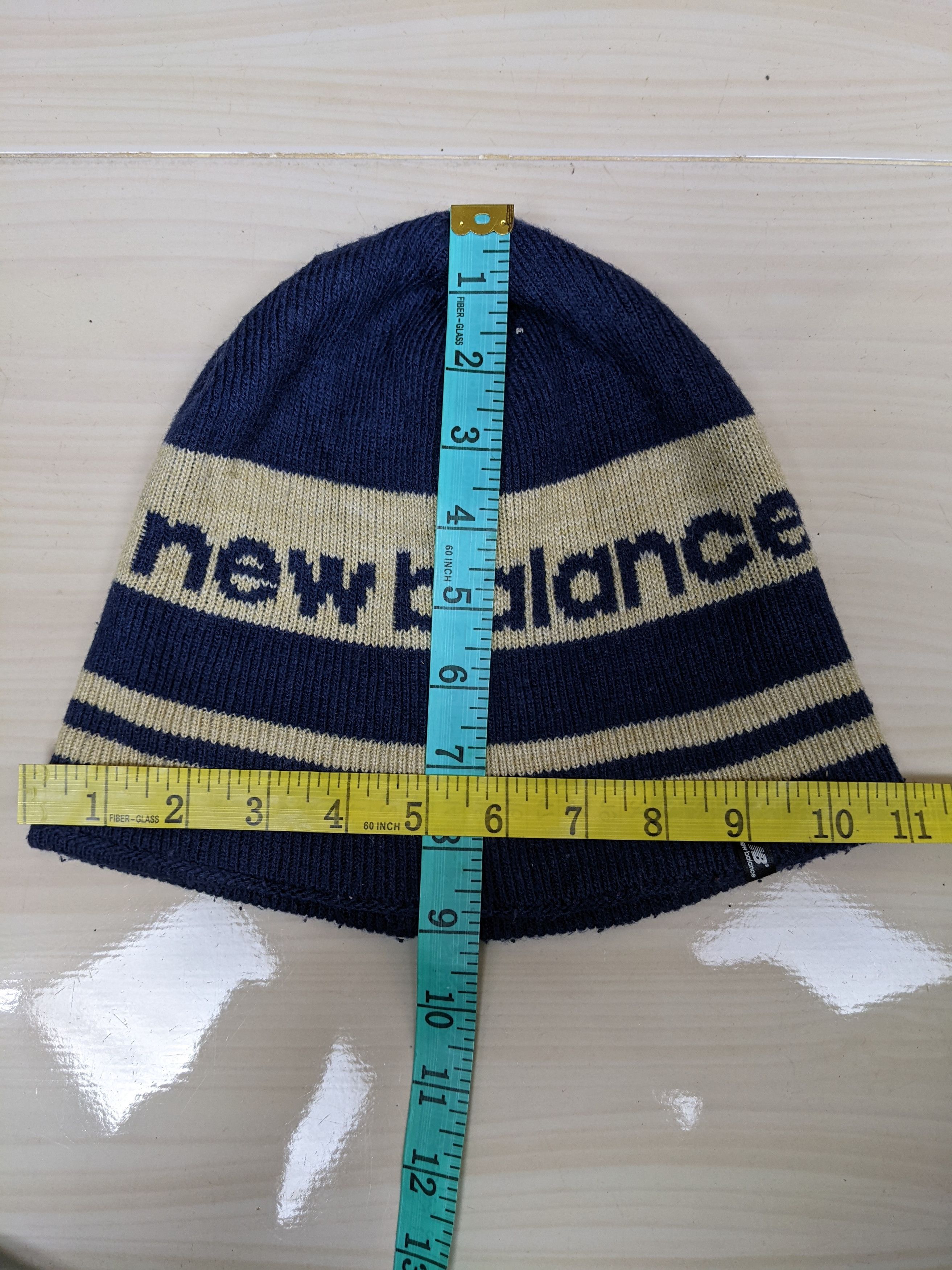 New Balance Vintage New Balance Plain Beanie Hat Cap Snowcap Size ONE SIZE - 8 Thumbnail