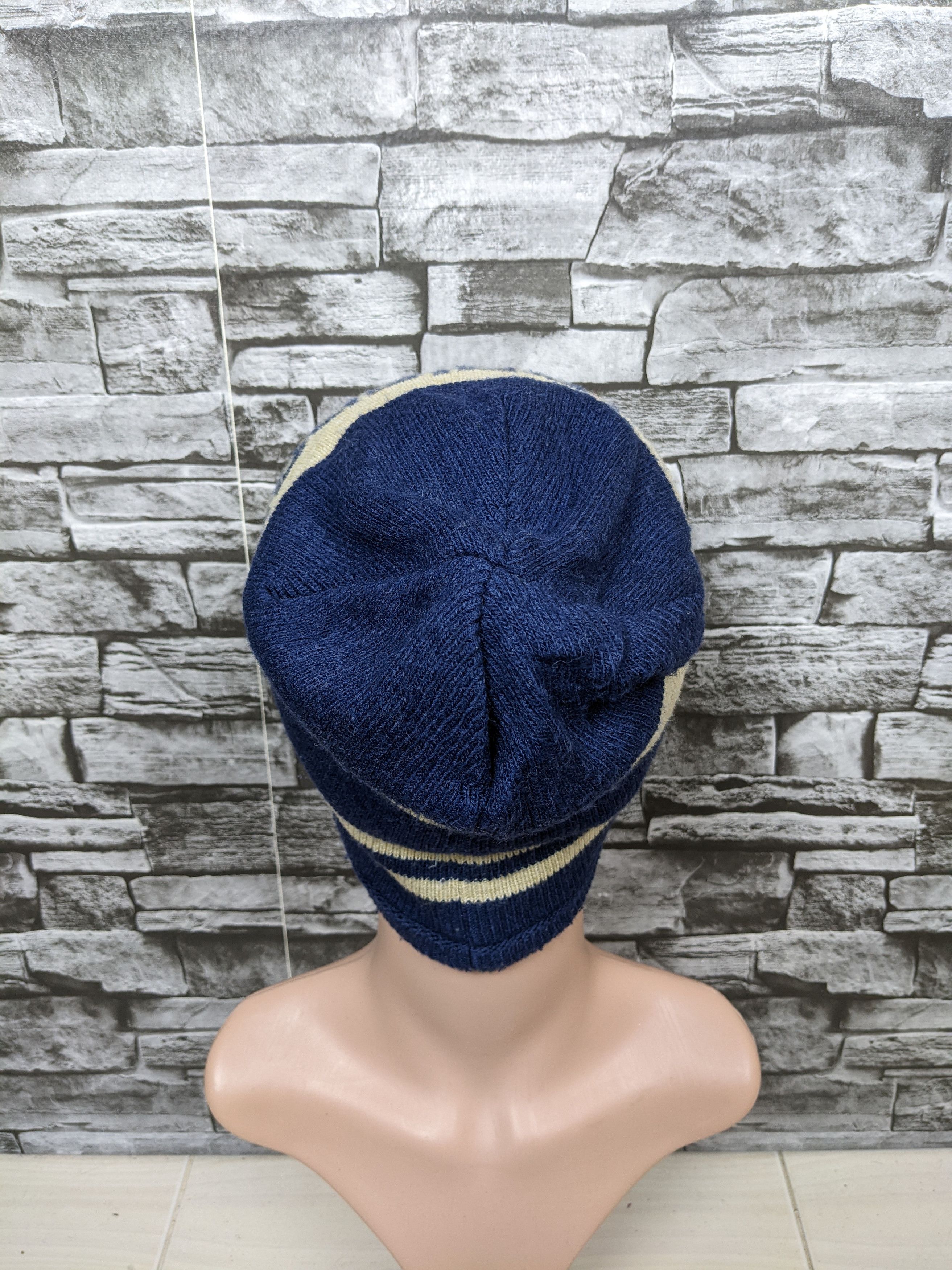 New Balance Vintage New Balance Plain Beanie Hat Cap Snowcap Size ONE SIZE - 3 Thumbnail