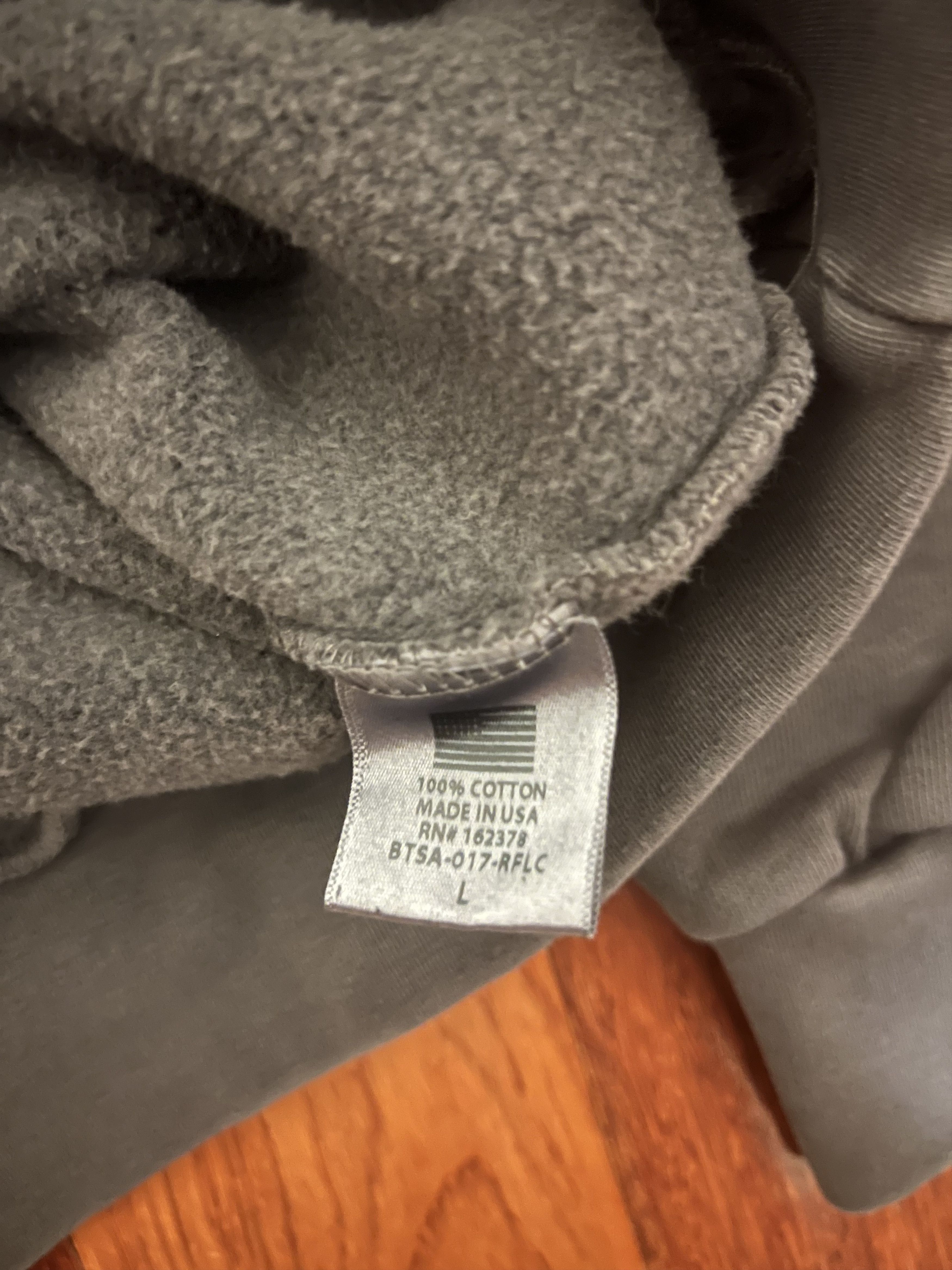 basketcase gallery 💚 AW21 Basketcase Gallery Raw College Sweater Black NEW Size US L / EU 52-54 / 3 - 8 Thumbnail