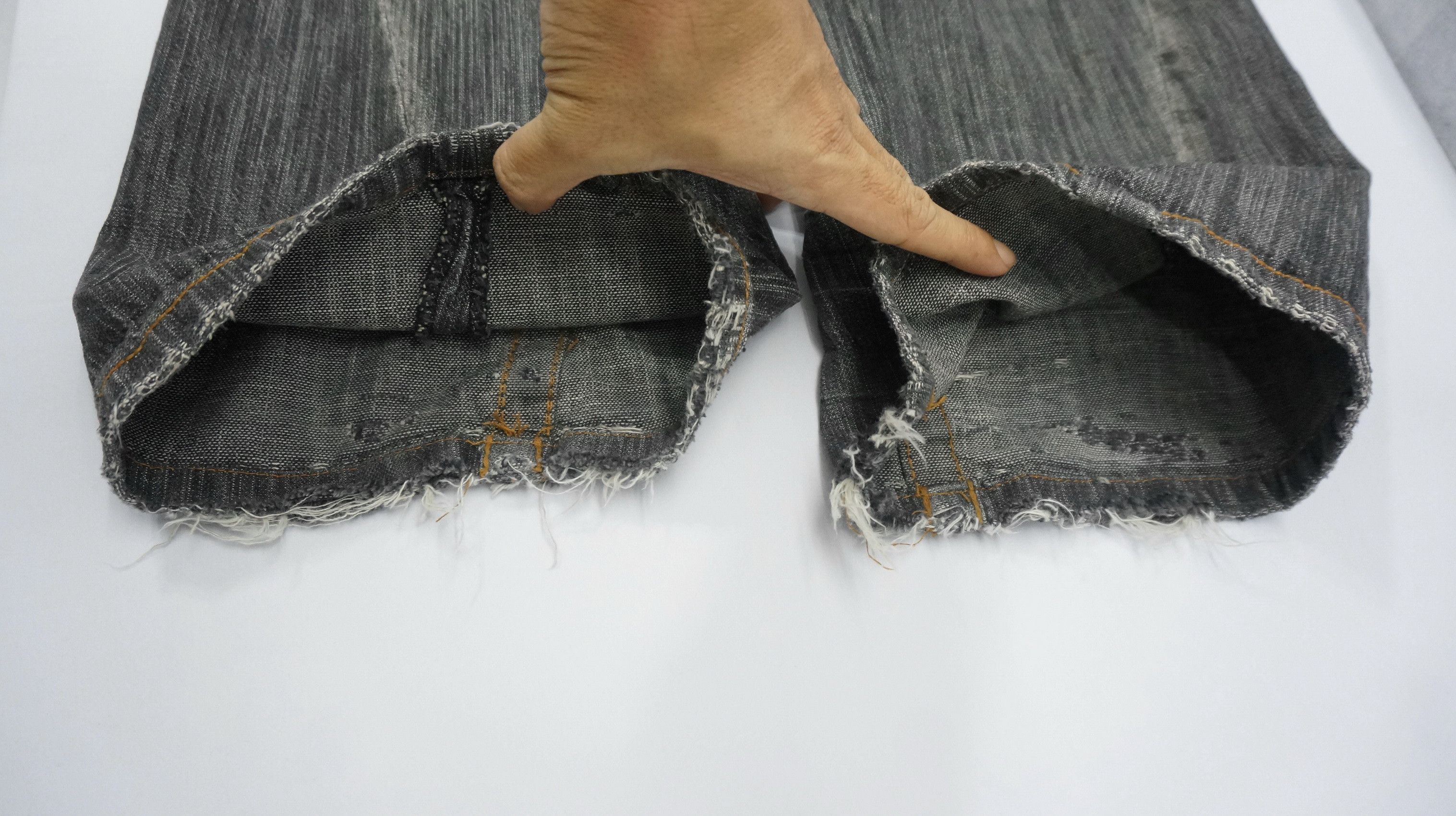 Japanese Brand Rare🔥JUNMEN Vintage Flared Lowrise Distressed Jeans Size US 30 / EU 46 - 24 Thumbnail