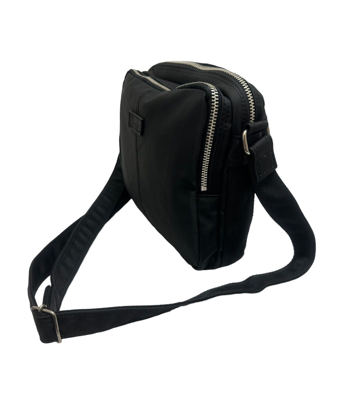 Yohji Yamamoto 🇯🇵 Yohji Yamamoto Y's Leather Patch Crossbody Sling bag Size ONE SIZE - 5 Thumbnail
