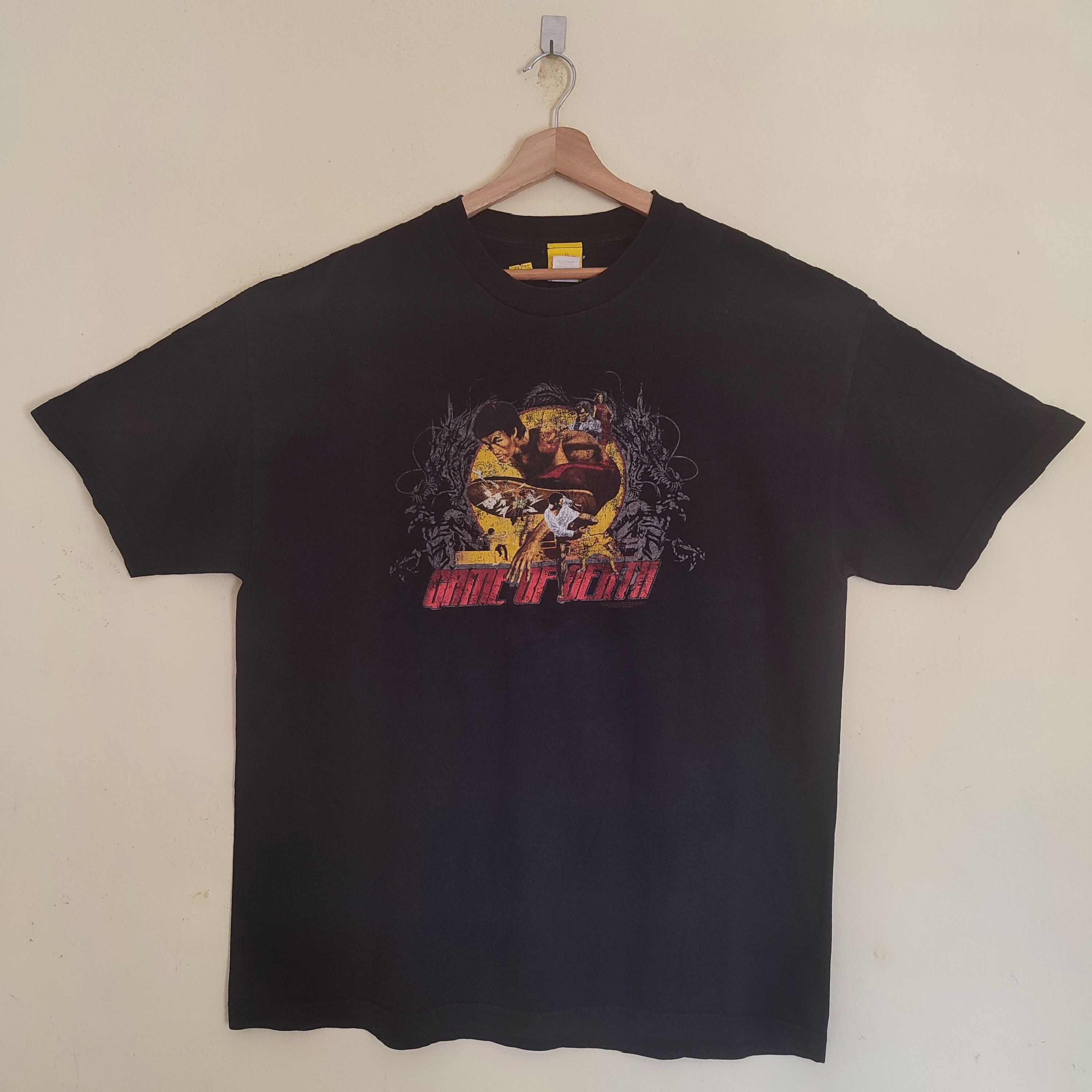 Vintage Bruce Lee GAME OF DEATH Movie Tshirt Size US XL / EU 56 / 4 - 1 Thumbnail