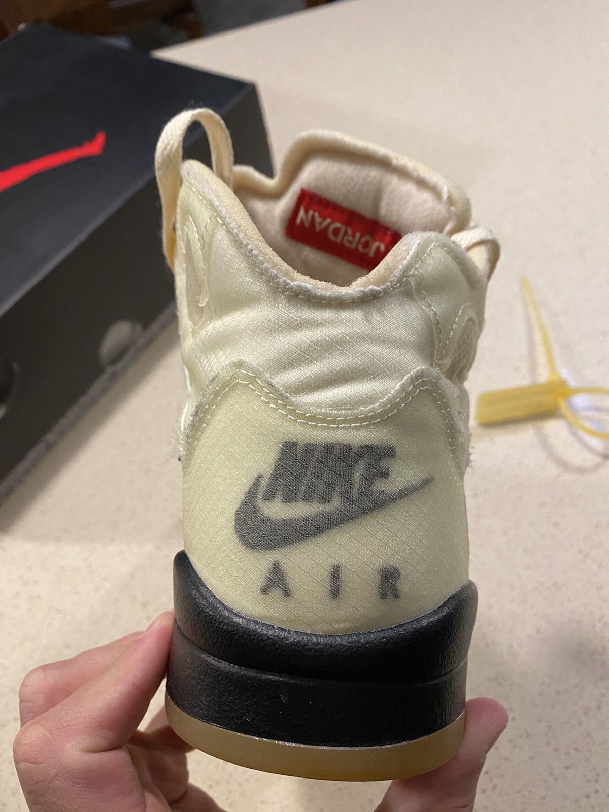 Jordan Brand × Off-White Air Jordan x Off-White 5 Retro SP Sail Size US 8 / EU 41 - 11 Thumbnail