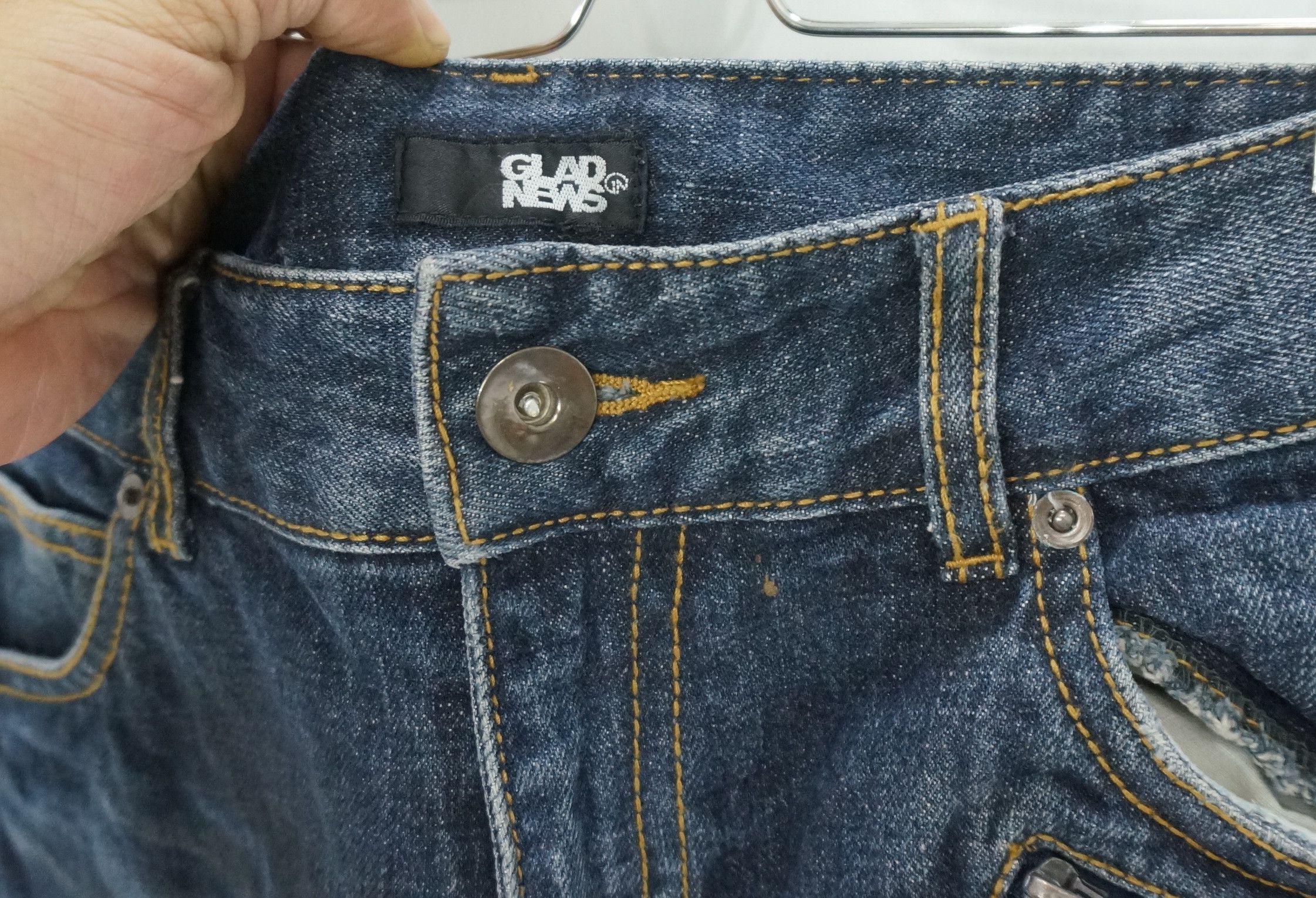 Japanese Brand FLARE VTG 🔥 GLAD NEWS Punk Distressed Splattered Denim Size US 30 / EU 46 - 5 Thumbnail