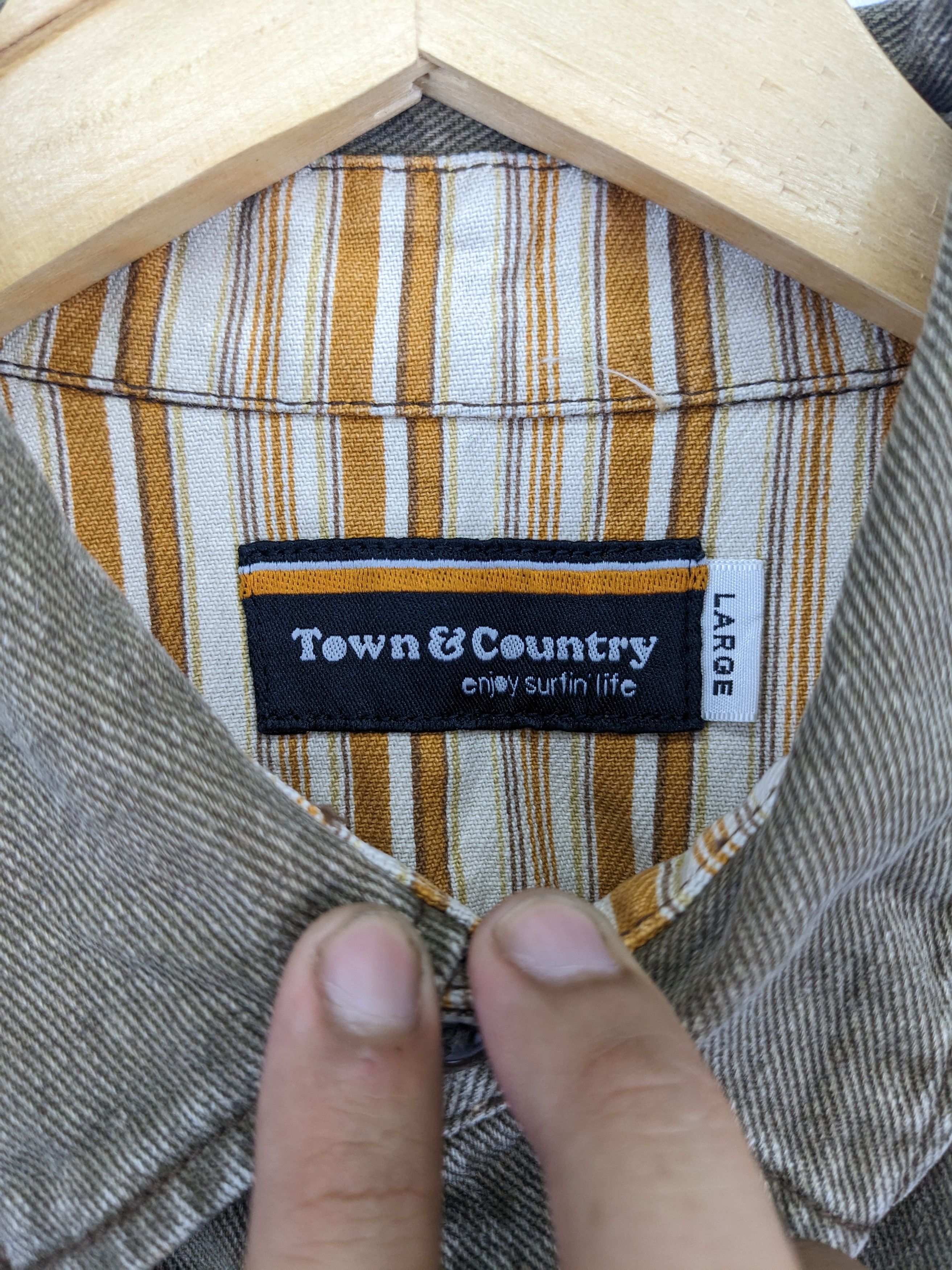 Vintage Vintage Town & Country Surfing Shirt Button Up Faded Size US M / EU 48-50 / 2 - 3 Thumbnail