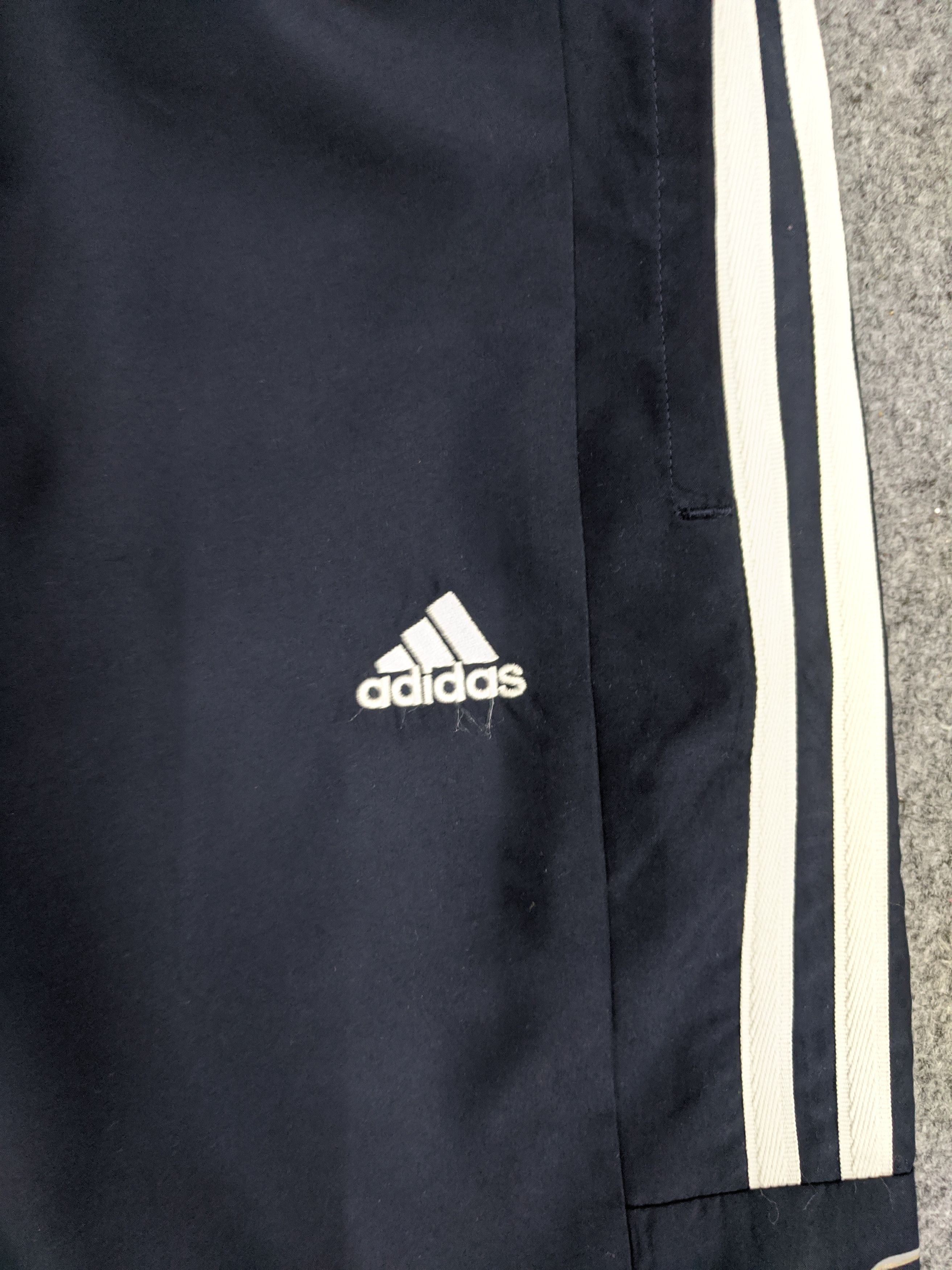 Adidas Vintage 90s Adidas Nylon Tracksuit Pant TP0004 Size US 26 / EU 42 - 5 Thumbnail
