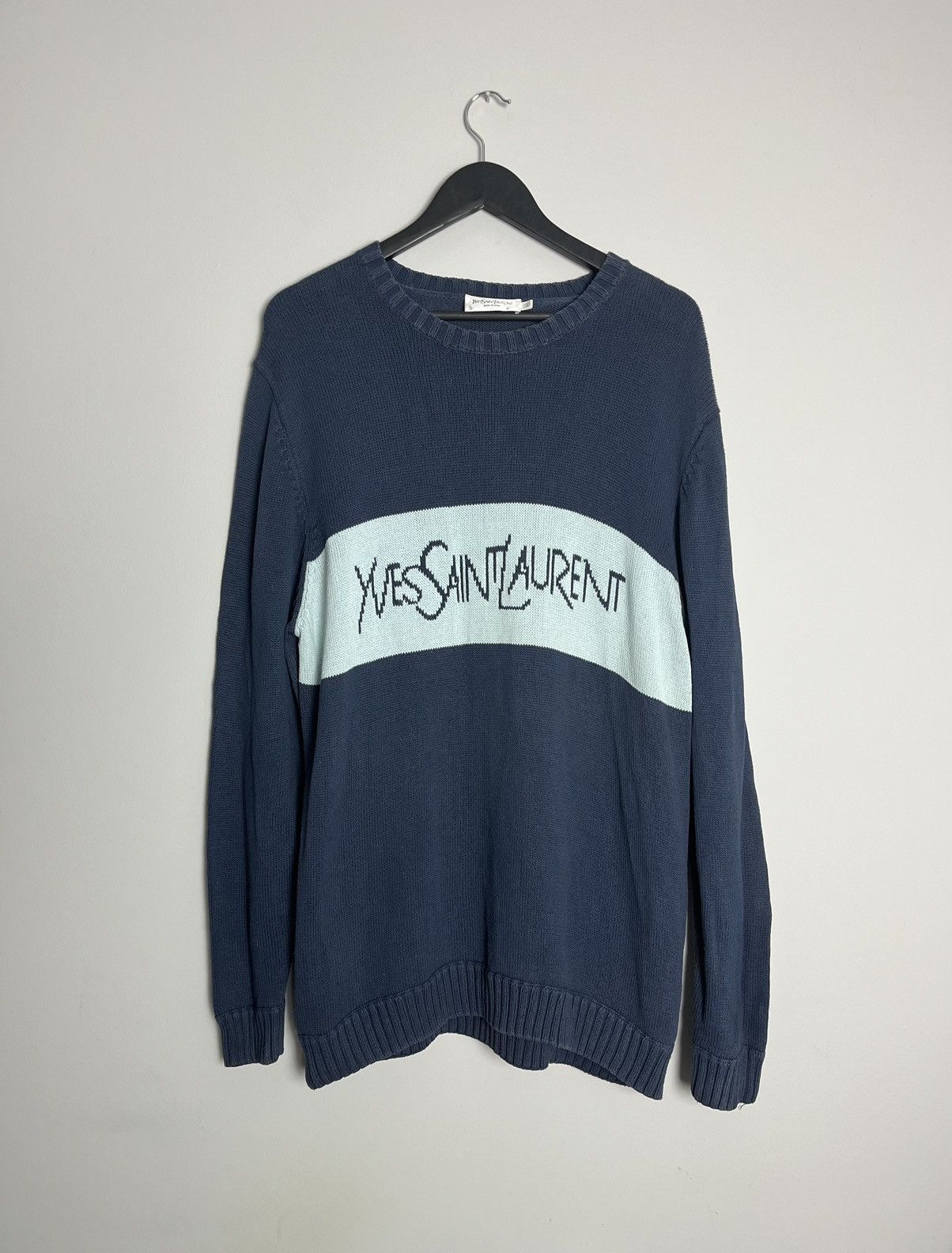 image of Vintage Sweater Knitwear Y2K in Navy, Men's (Size Large)
