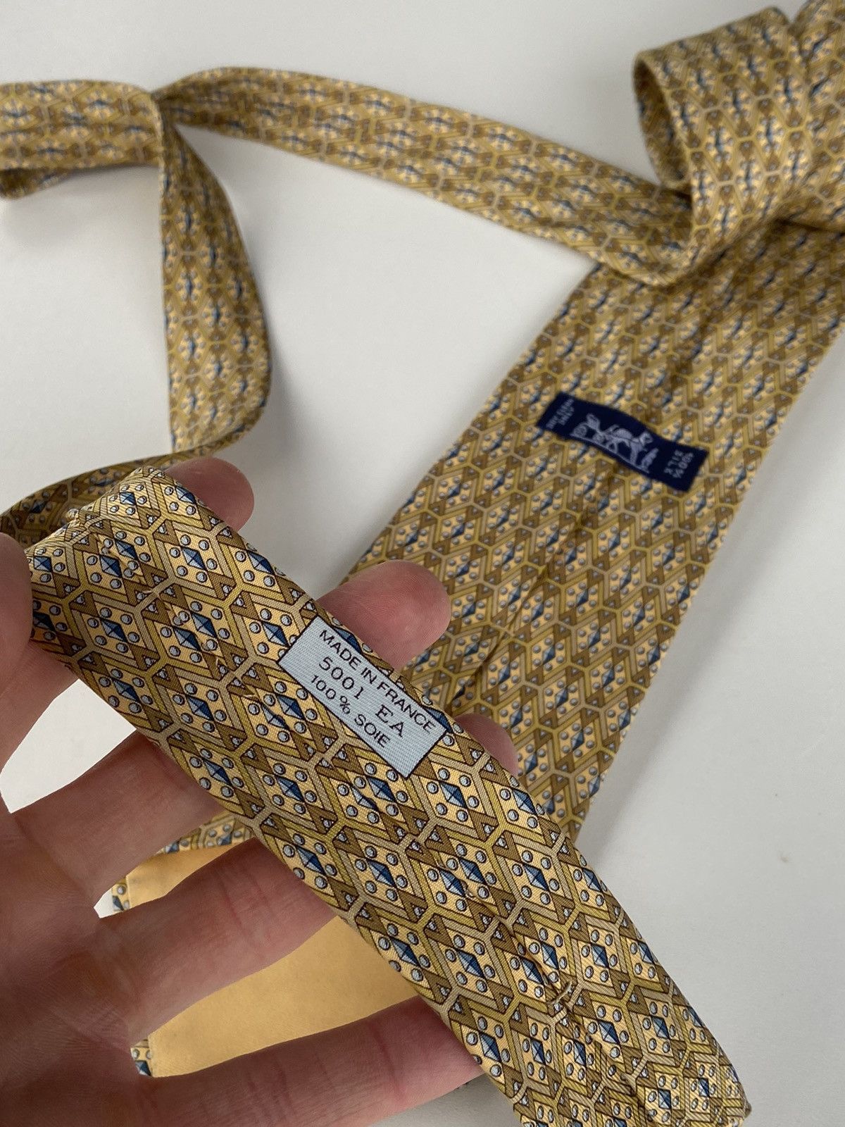 Hermes Hermes tie red 100% silk Size ONE SIZE - 12 Thumbnail