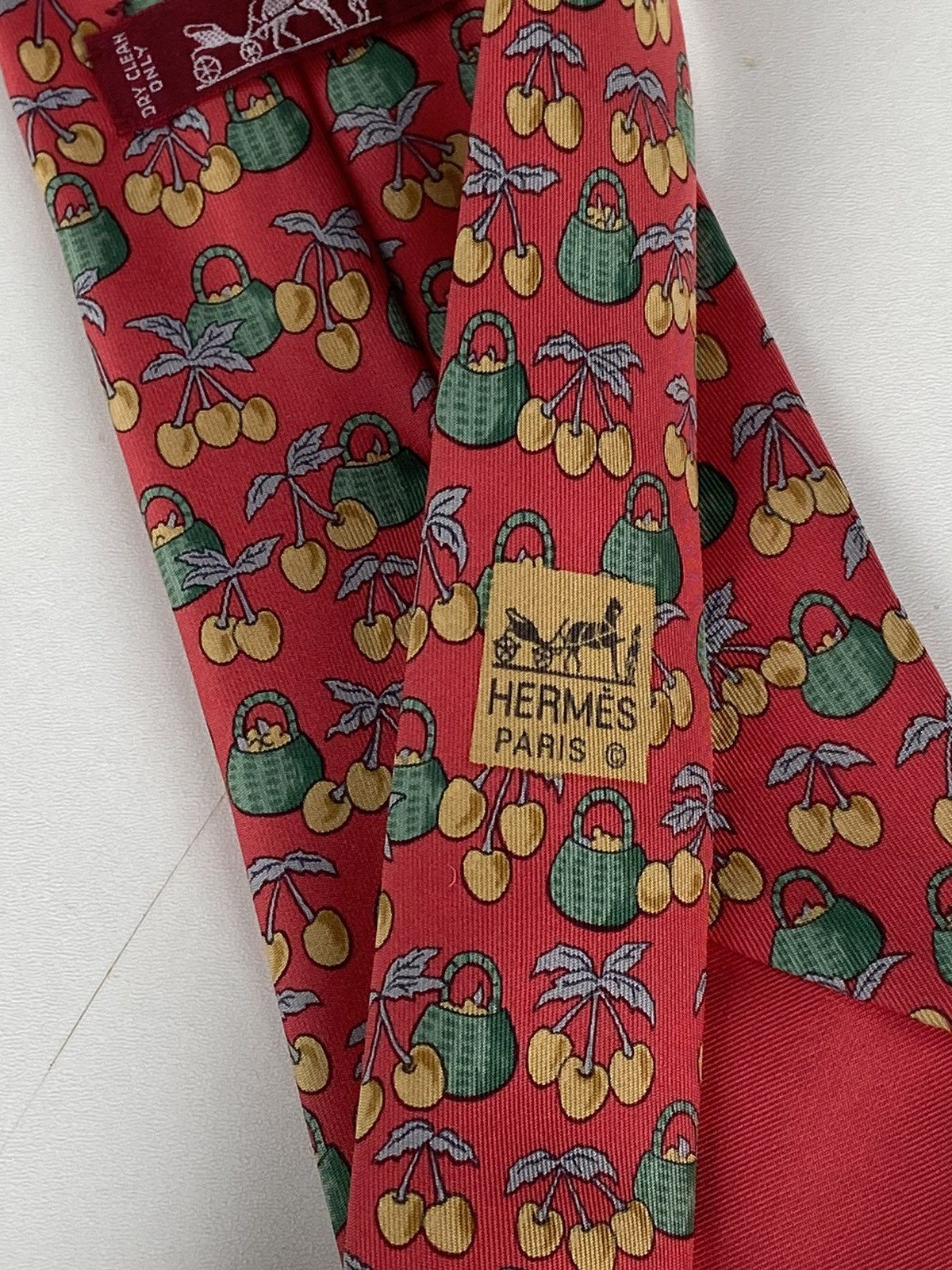 Hermes Hermes tie red 100% silk Size ONE SIZE - 11 Thumbnail