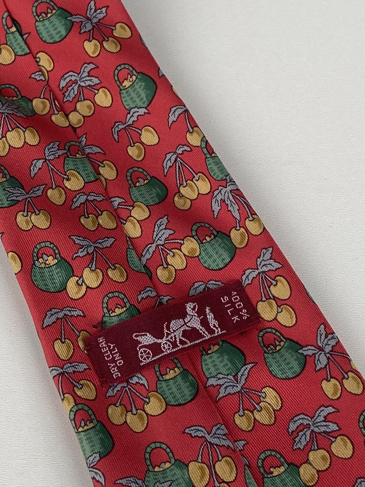 Hermes Hermes tie red 100% silk Size ONE SIZE - 9 Thumbnail