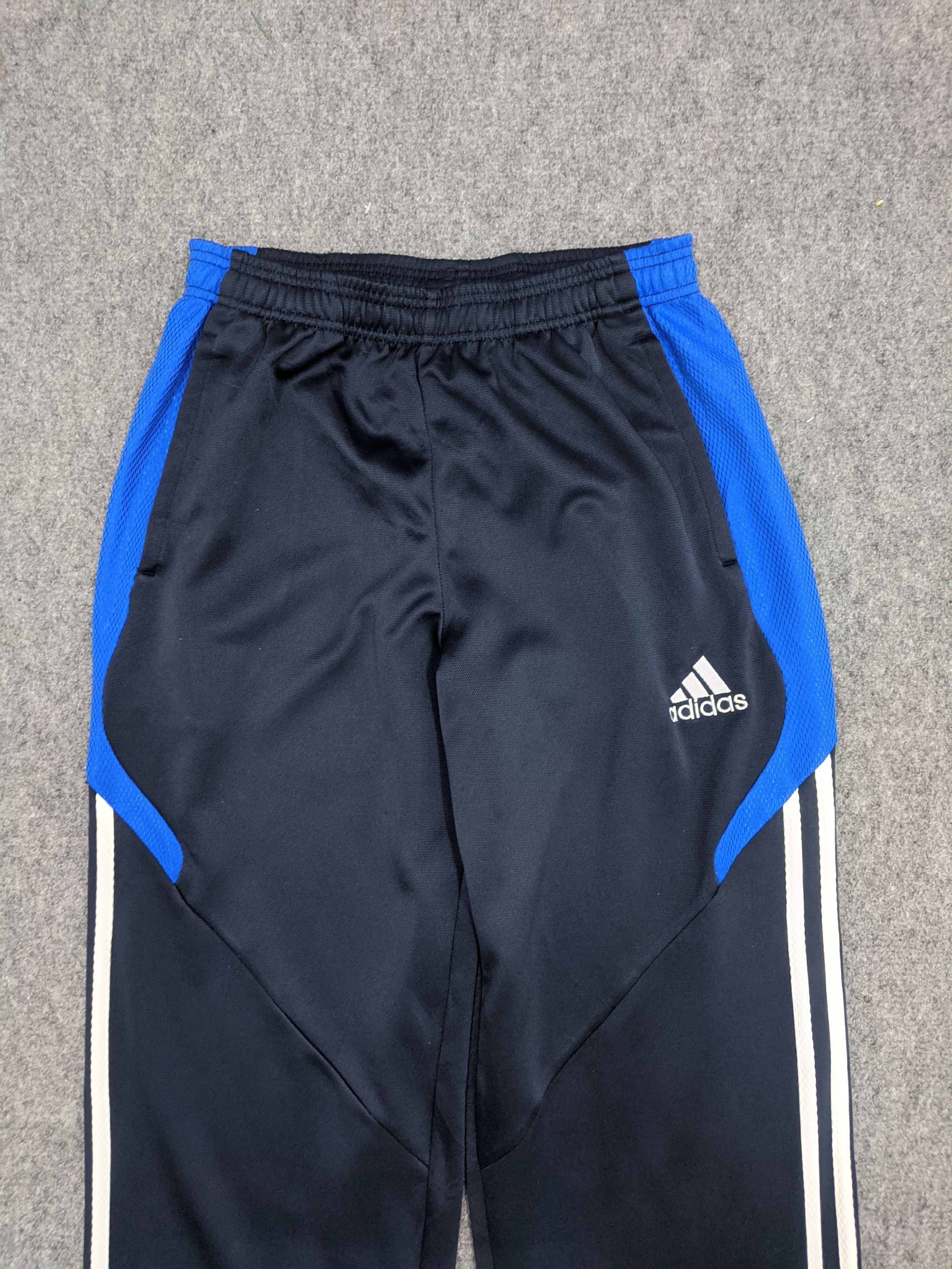 Adidas Vintage Adidas Tracksuit TP0003 Size US 26 / EU 42 - 2 Thumbnail