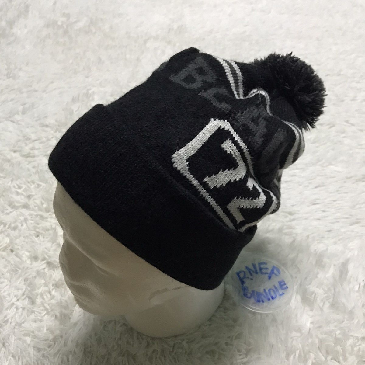 Japanese Brand Black bulldogs beanie hat snow cap Size ONE SIZE - 10 Thumbnail