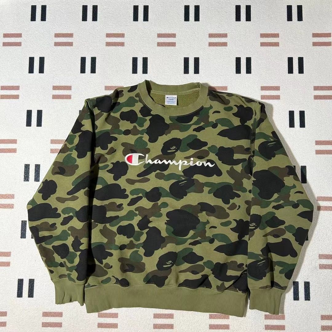 Champion on sale camo crewneck