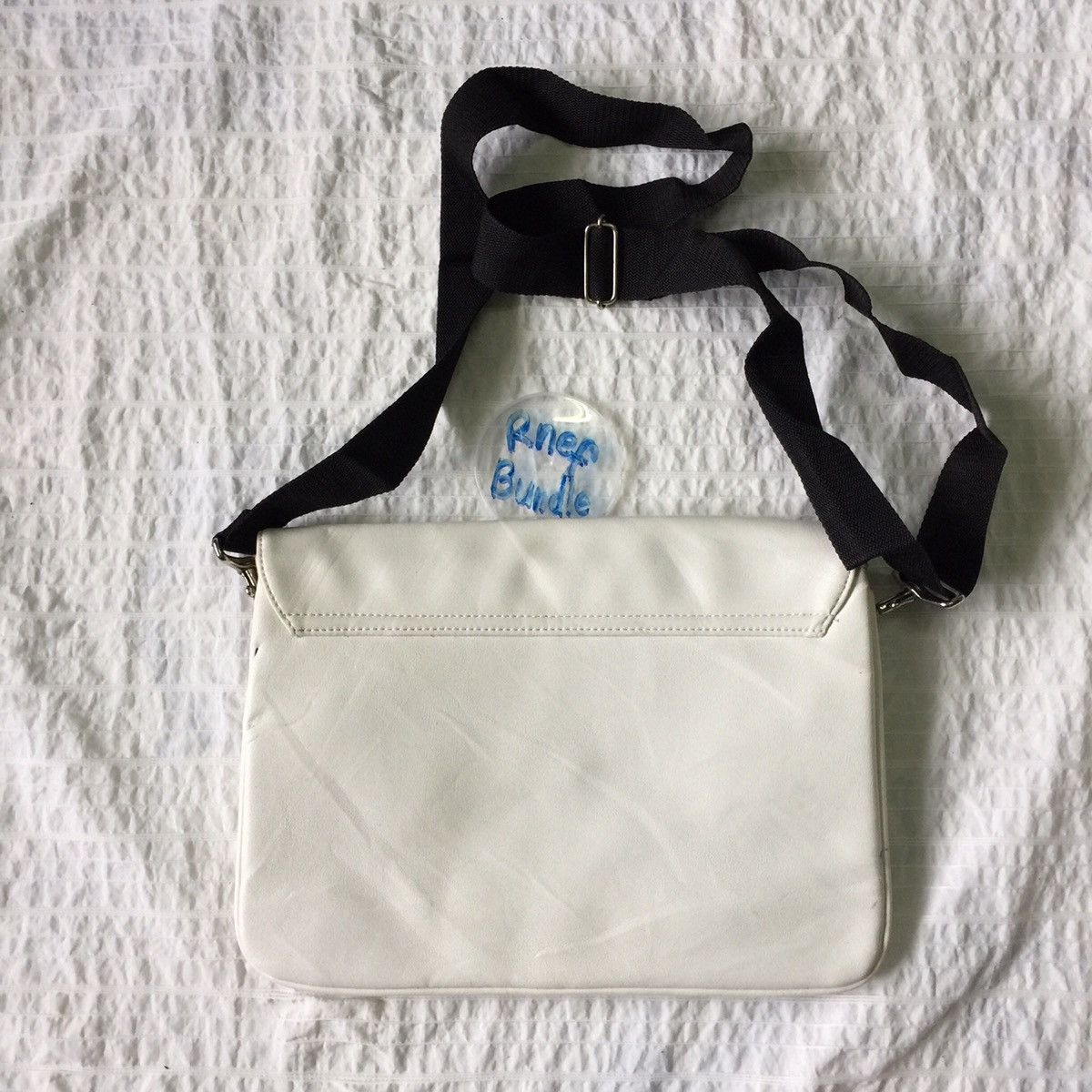 Japanese Brand Sling Bag White Limited Edition Size ONE SIZE - 2 Thumbnail