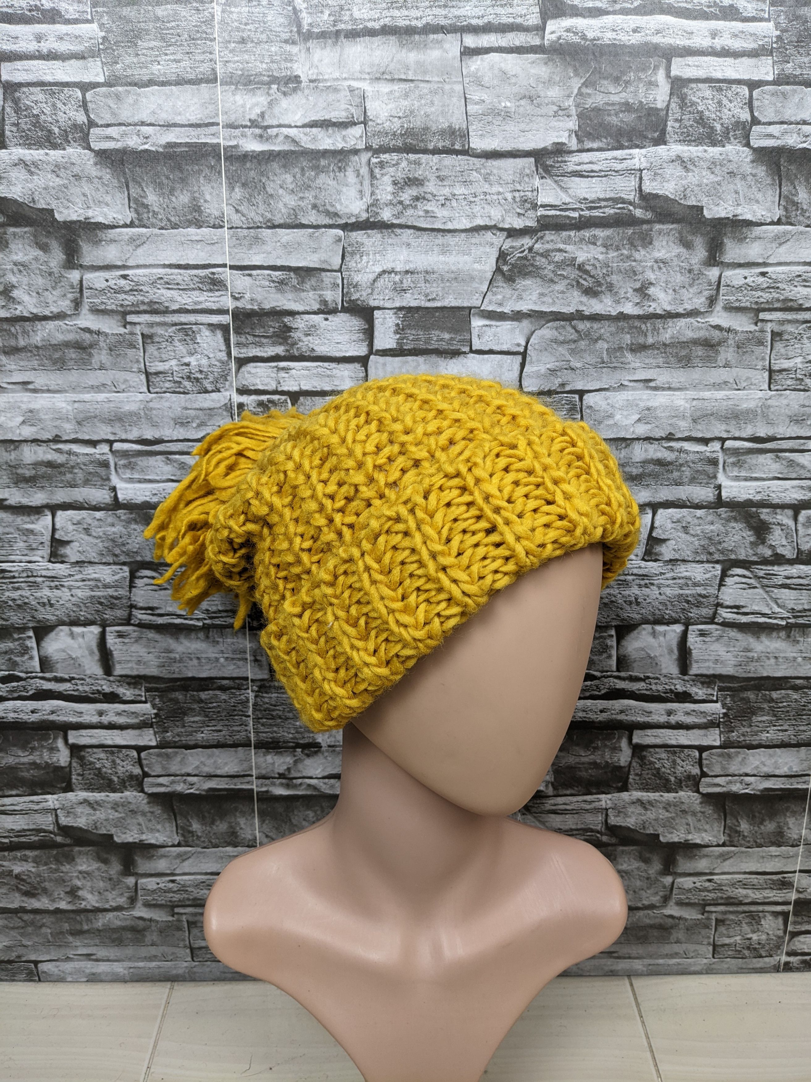 CA4LA Vintage Ca4la Plain Beanie Hat Cap Snowcap Ski Size ONE SIZE - 1 Thumbnail