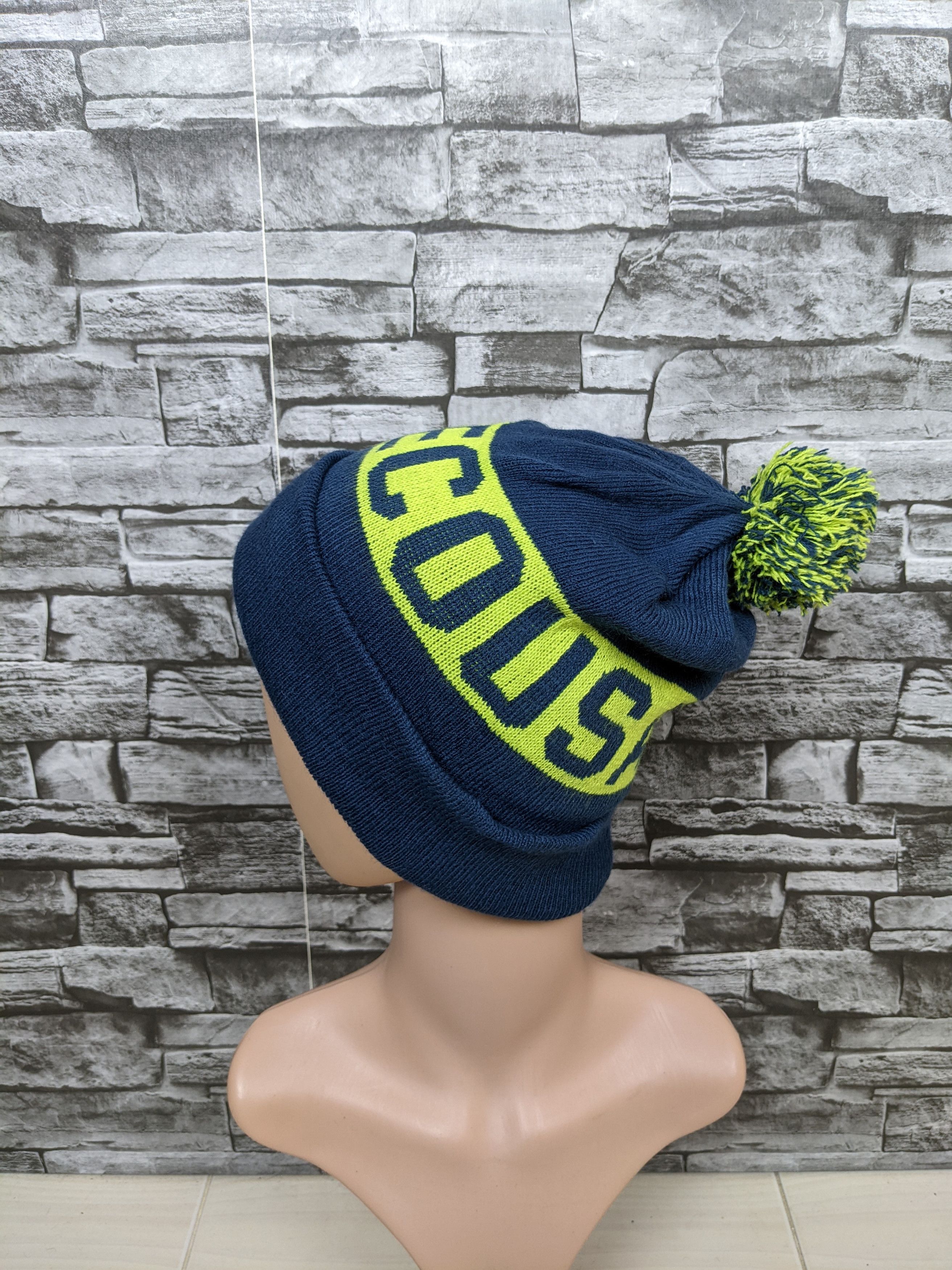 DC Vintage Dcshoecausa Beanie Hat Cap Snowcap Ski Size ONE SIZE - 2 Thumbnail