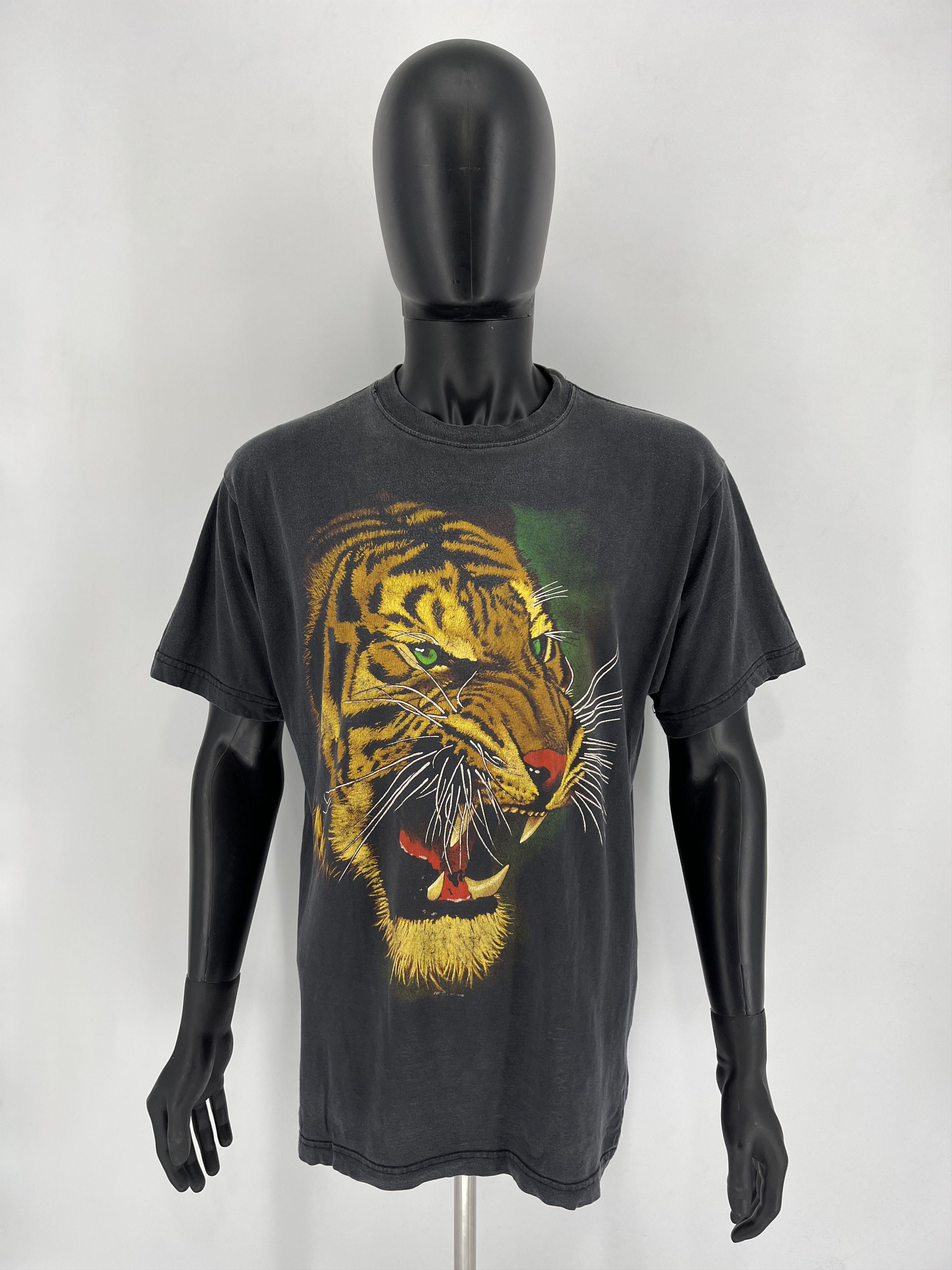 Vintage Vintage 90s Tiger Face Boxy Fit Tee Zip It London Size US L / EU 52-54 / 3 - 2 Thumbnail