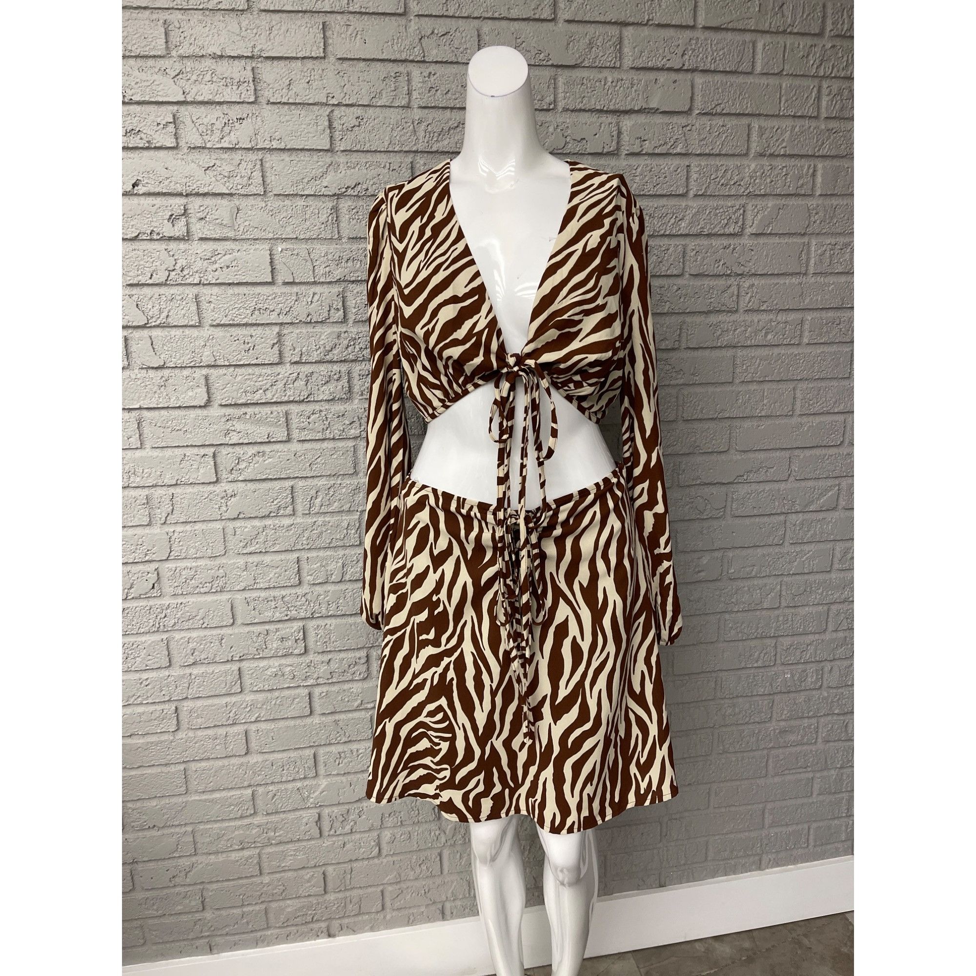 Style Rack Zebra Print Brown / Cream Skirt Set Size L NWT