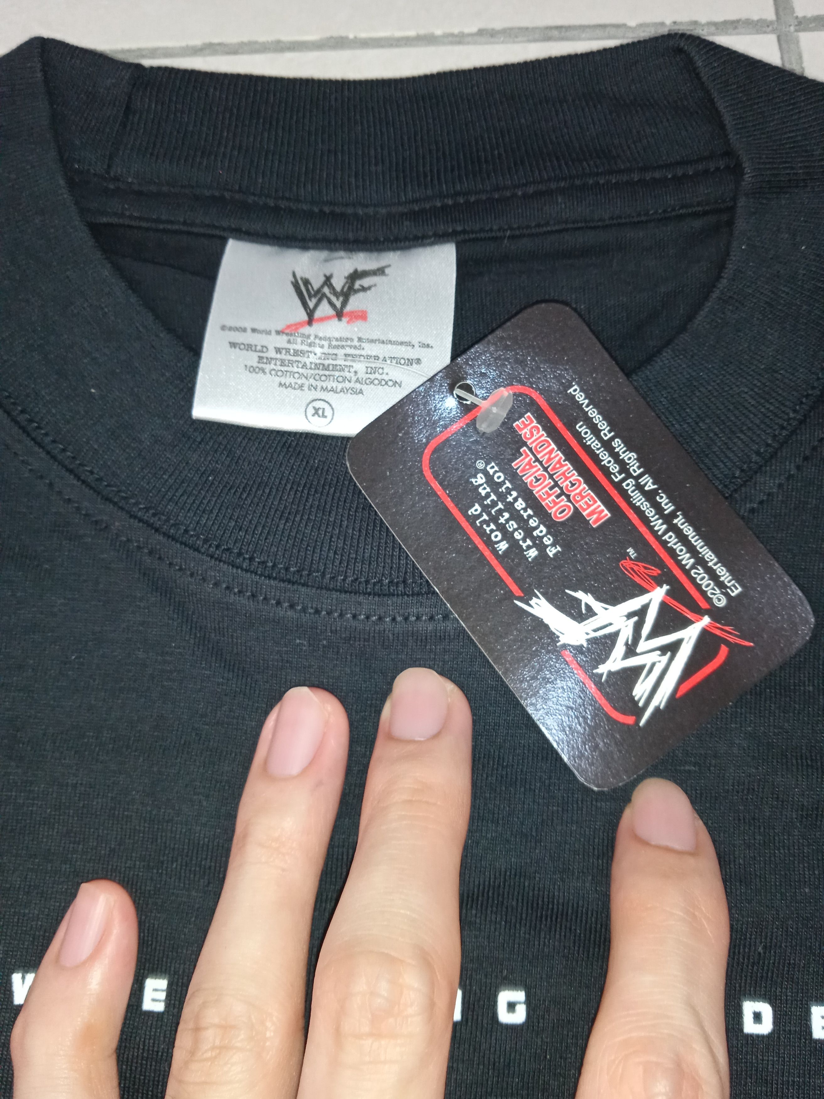 Vintage Vintage 2000s WWF Asia Your 2002 The Rock T-Shirt BNWT Size US XL / EU 56 / 4 - 3 Thumbnail