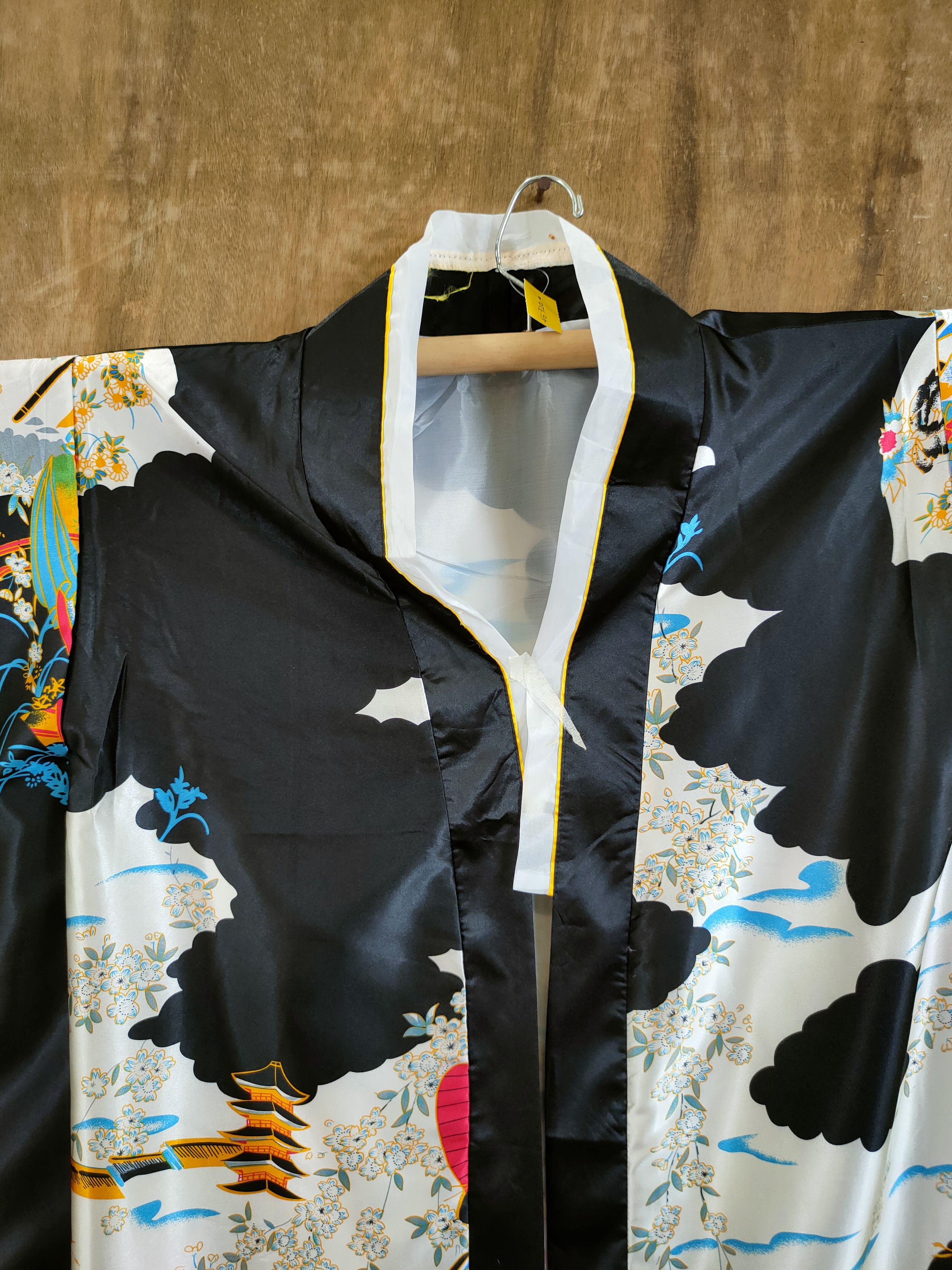 Japanese Brand DL Japanese ladies vintage kimono cardigan #46-720 Size ONE SIZE - 10 Thumbnail