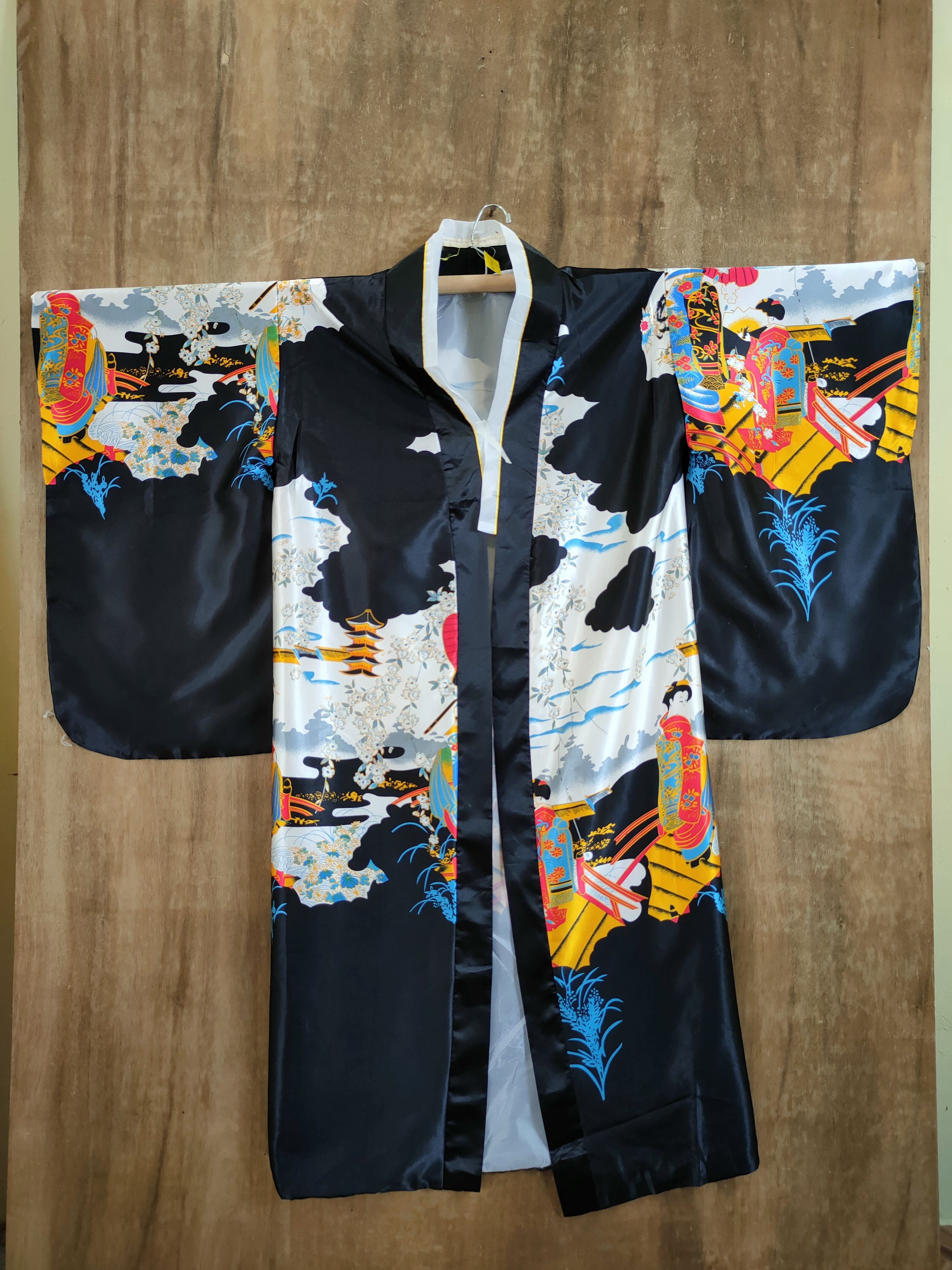 Japanese Brand DL Japanese ladies vintage kimono cardigan #46-720 Size ONE SIZE - 6 Thumbnail