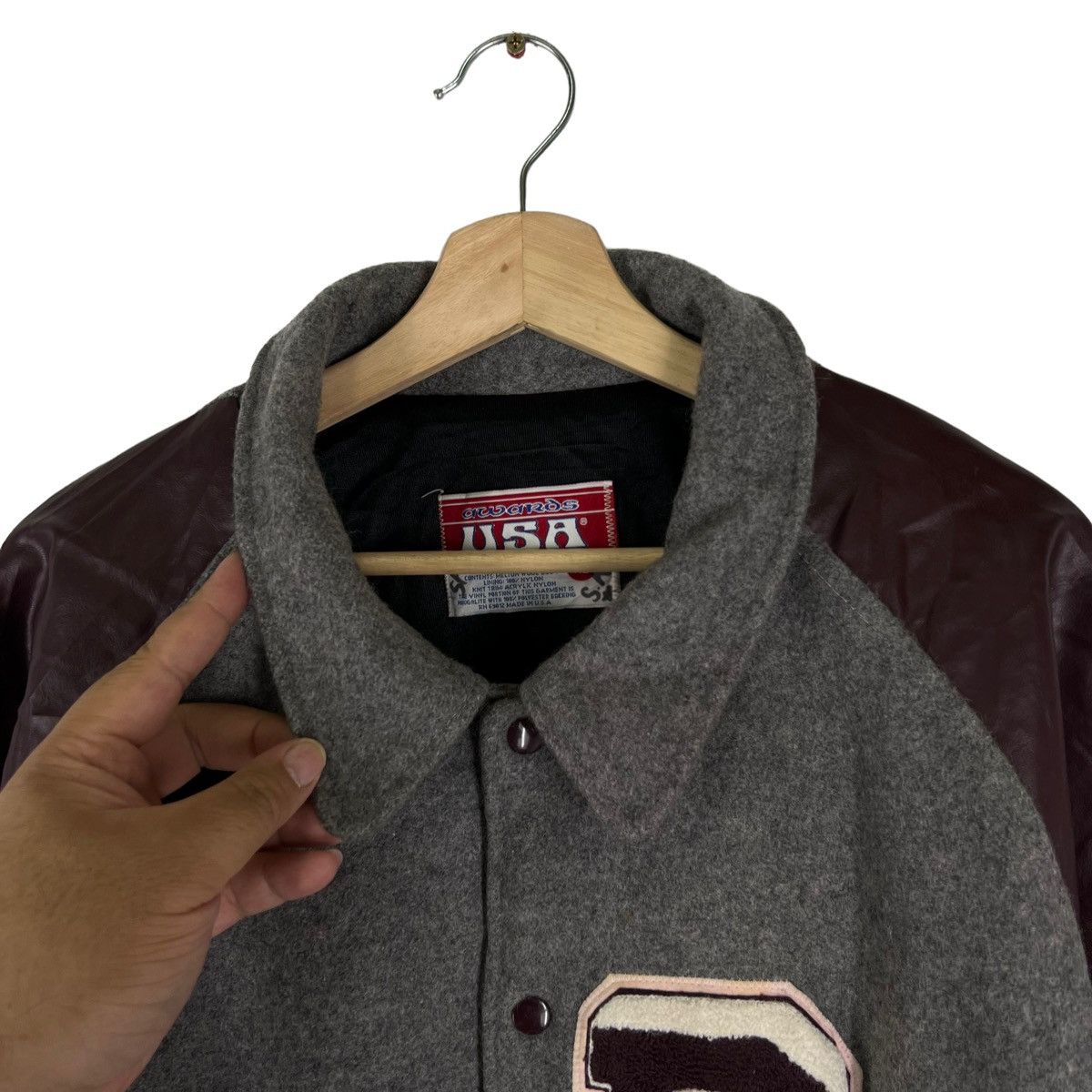 Vintage VINTAGE VARSITY JACKET LEATHER HANDLING AWARDS USA Size US XL / EU 56 / 4 - 4 Thumbnail