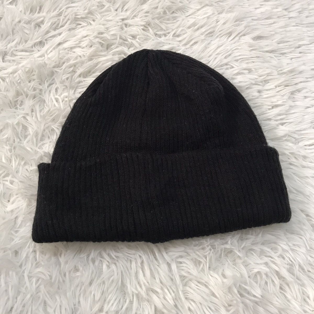 Descente Umbro Beanie Hat/Cap/Snowhat/Snowcap Size ONE SIZE - 5 Thumbnail