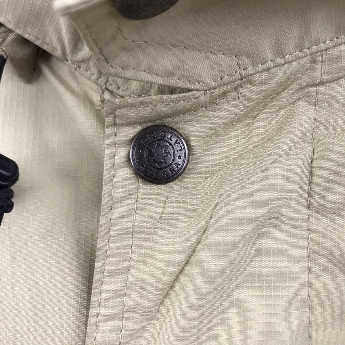 Vintage Vintage LATERRA Outdoor Beige Bomber Jacket Size US L / EU 52-54 / 3 - 3 Thumbnail