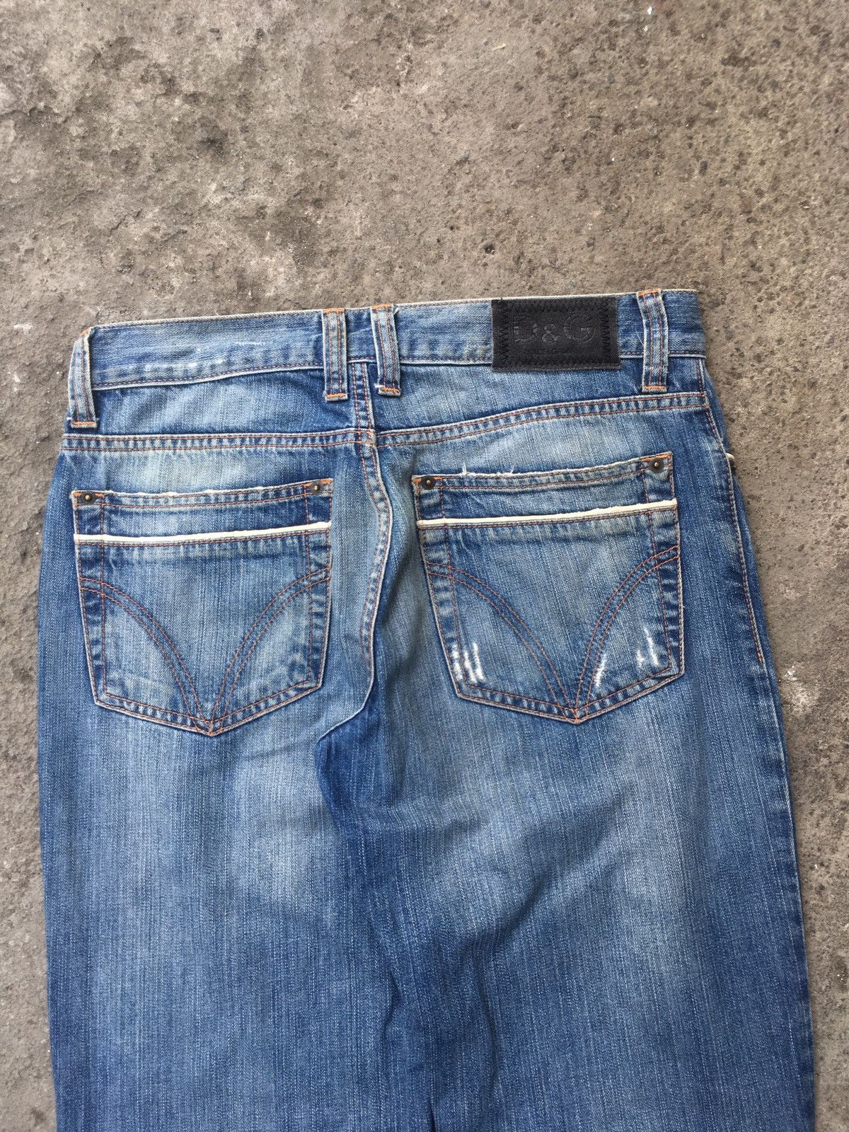 If Six Was Nine × Japanese Brand × Le Grande Bleu (L.G.B.) 🔥SEND OFFER🔥Vtg 90s Dolce & Gabbana Distressed Denim Pants Size US 31 - 4 Thumbnail