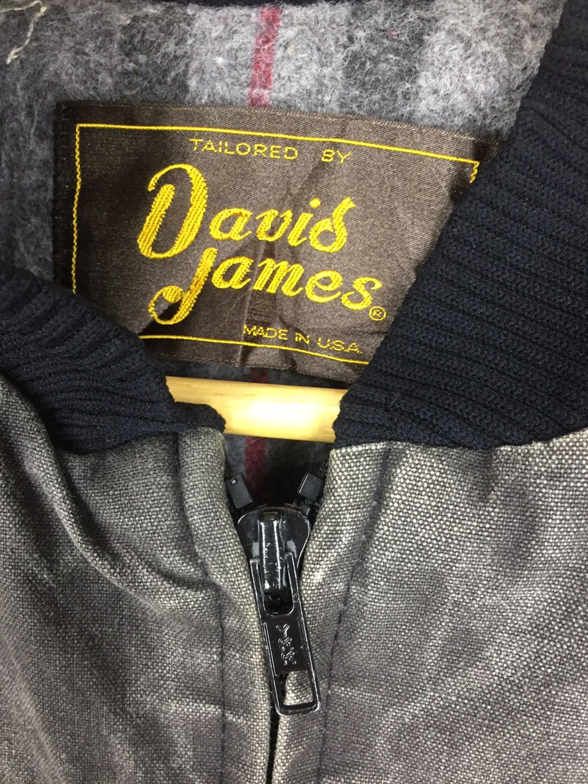 Vintage VINTAGE 70s DAVID JAMES BLANKET LINED BOMBER JACKET Size US L / EU 52-54 / 3 - 8 Thumbnail