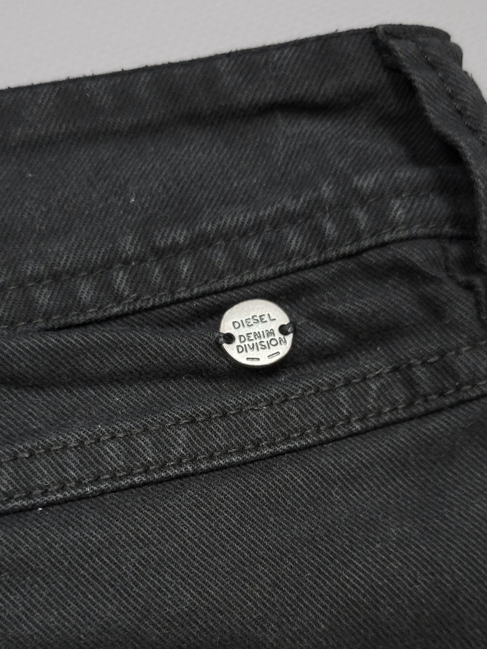 Diesel Vintage Y2K Diesel Denim Mini Skirt Size 30" / US 8 / IT 44 - 4 Thumbnail