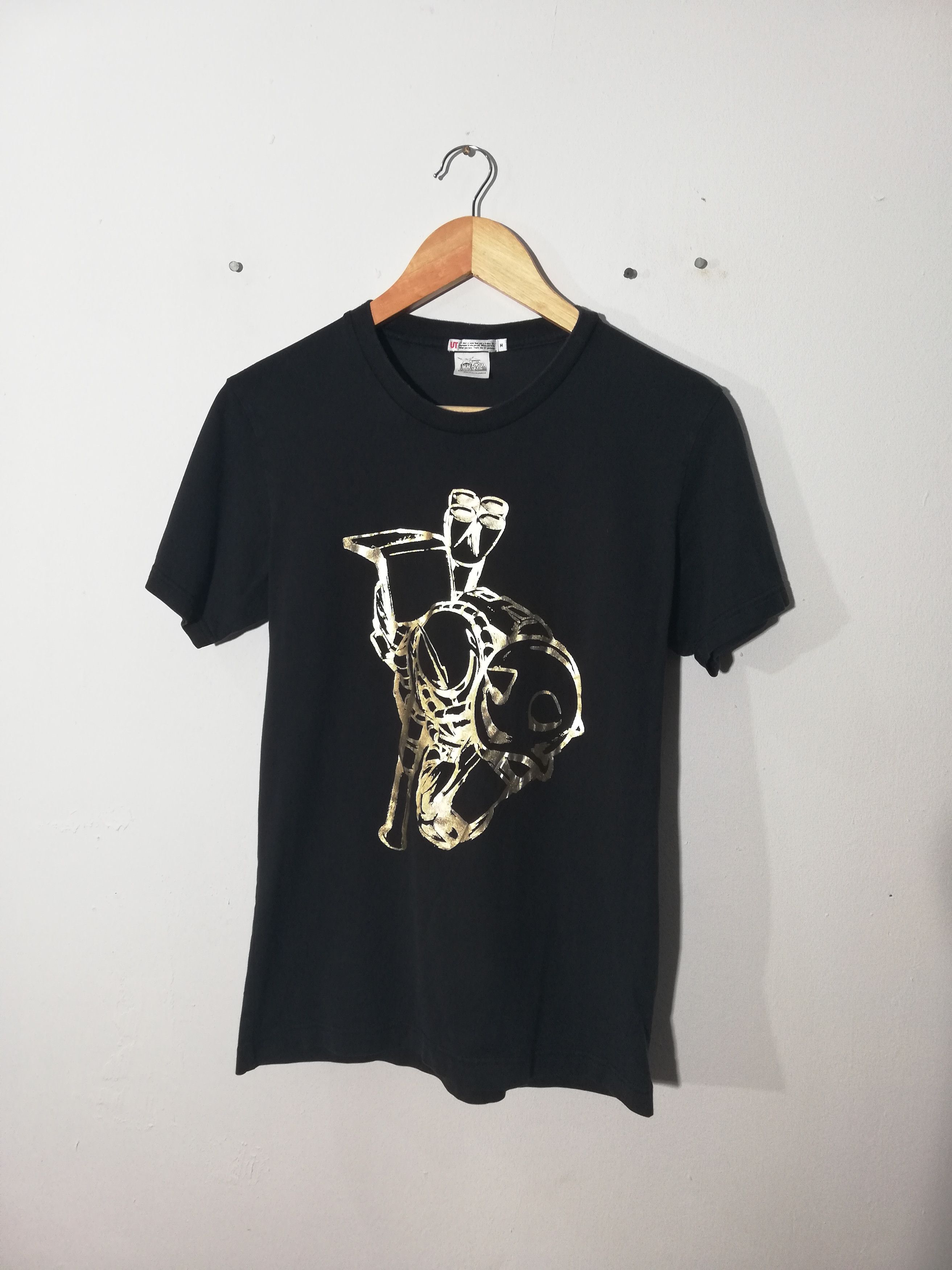 Uniqlo Uniqlo X Gundam x Bandai 30th Anniversary Tee Size US M / EU 48-50 / 2 - 1 Thumbnail