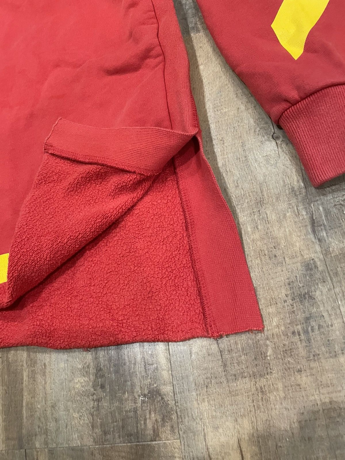 Off-White RARE Off-White Diagonal Arrows Logo Red Crewneck Sweatshirt Size US L / EU 52-54 / 3 - 11 Thumbnail