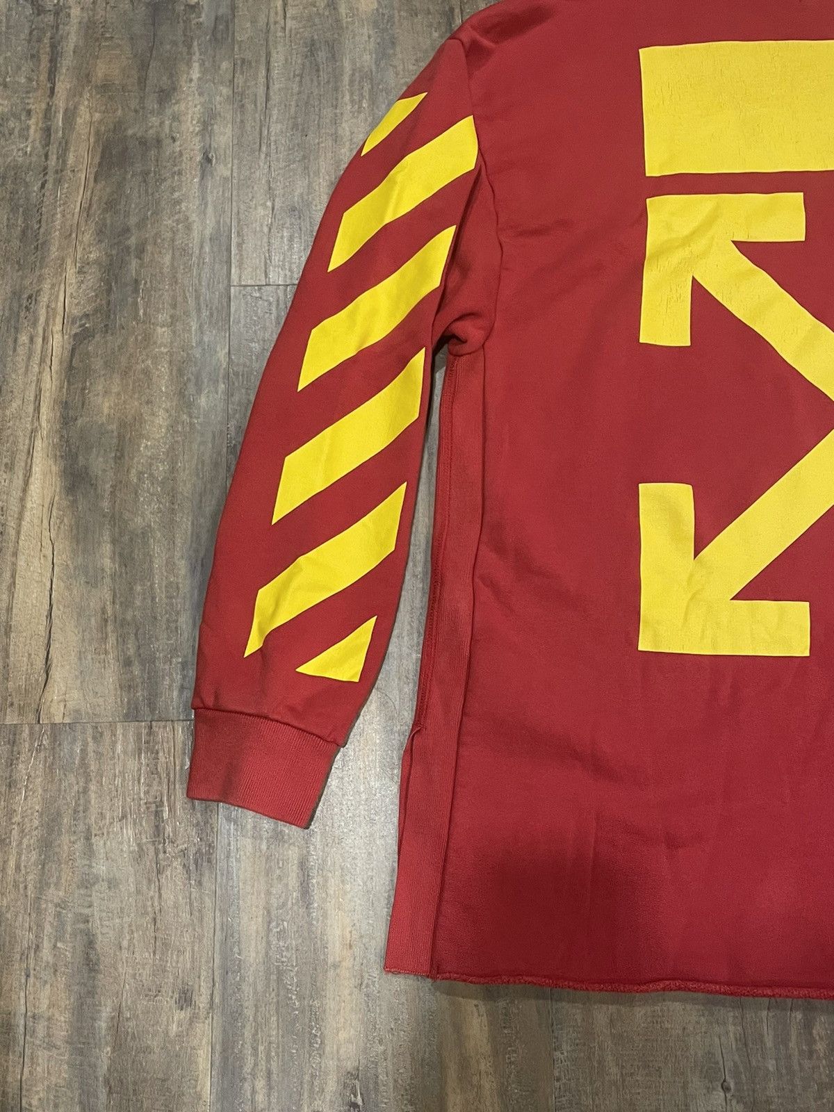 Off-White RARE Off-White Diagonal Arrows Logo Red Crewneck Sweatshirt Size US L / EU 52-54 / 3 - 5 Thumbnail