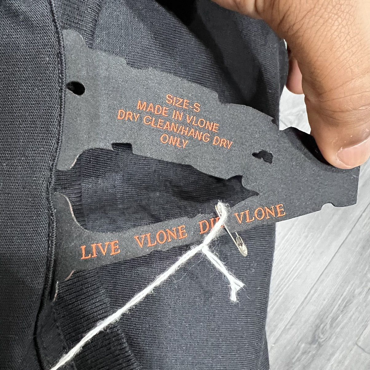 Vlone Vlone Hypnotizing T-Shirt Black Size S Size US S / EU 44-46 / 1 - 3 Thumbnail