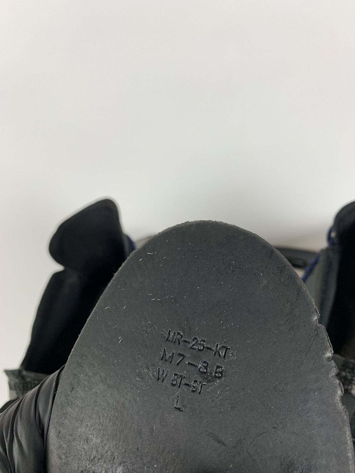 Nike Nike Air Vapormax 2019 GS Black Trainers Size US 7 / EU 40 - 19 Thumbnail