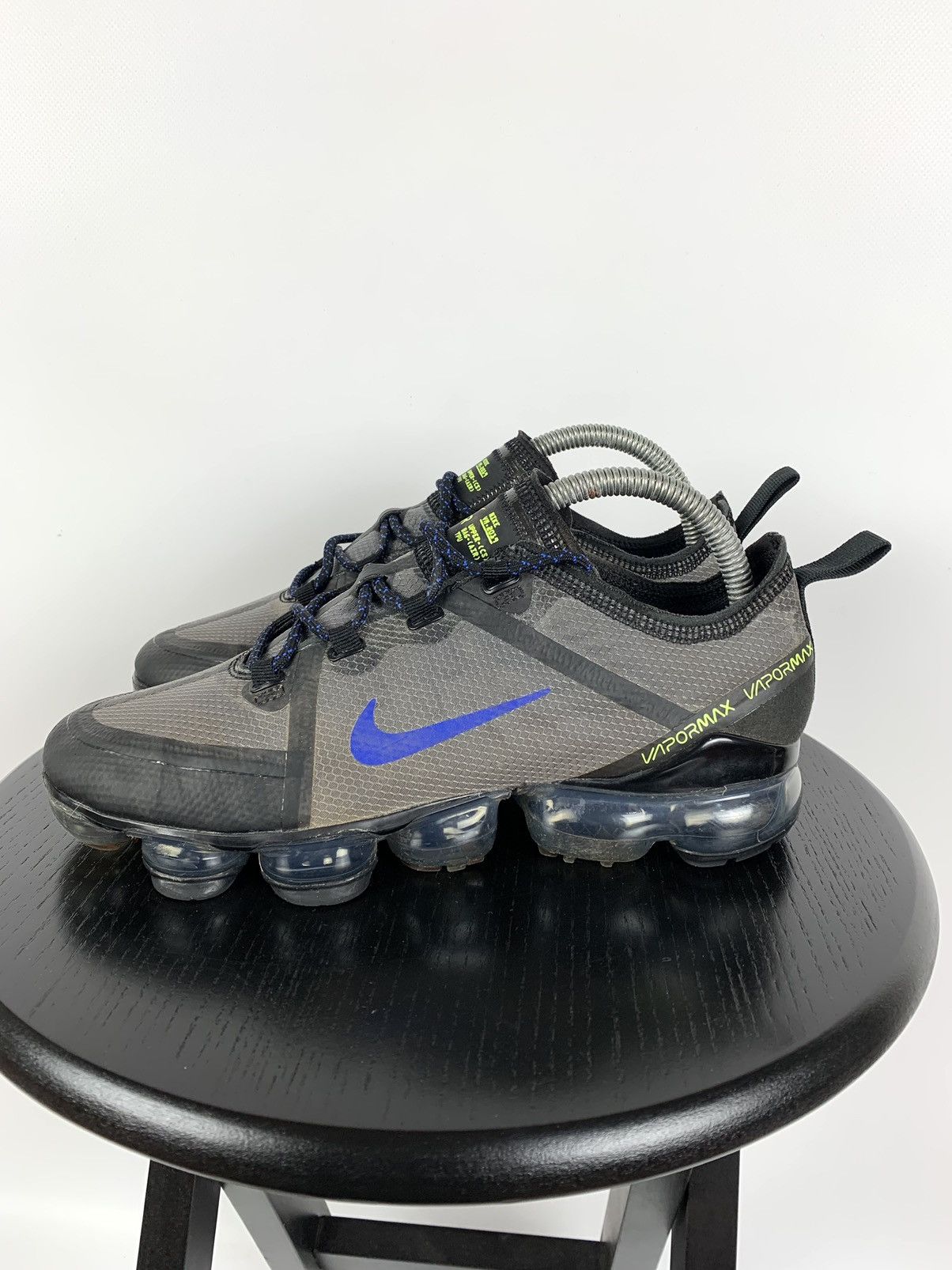Nike Nike Air Vapormax 2019 GS Black Trainers Size US 7 / EU 40 - 2 Thumbnail
