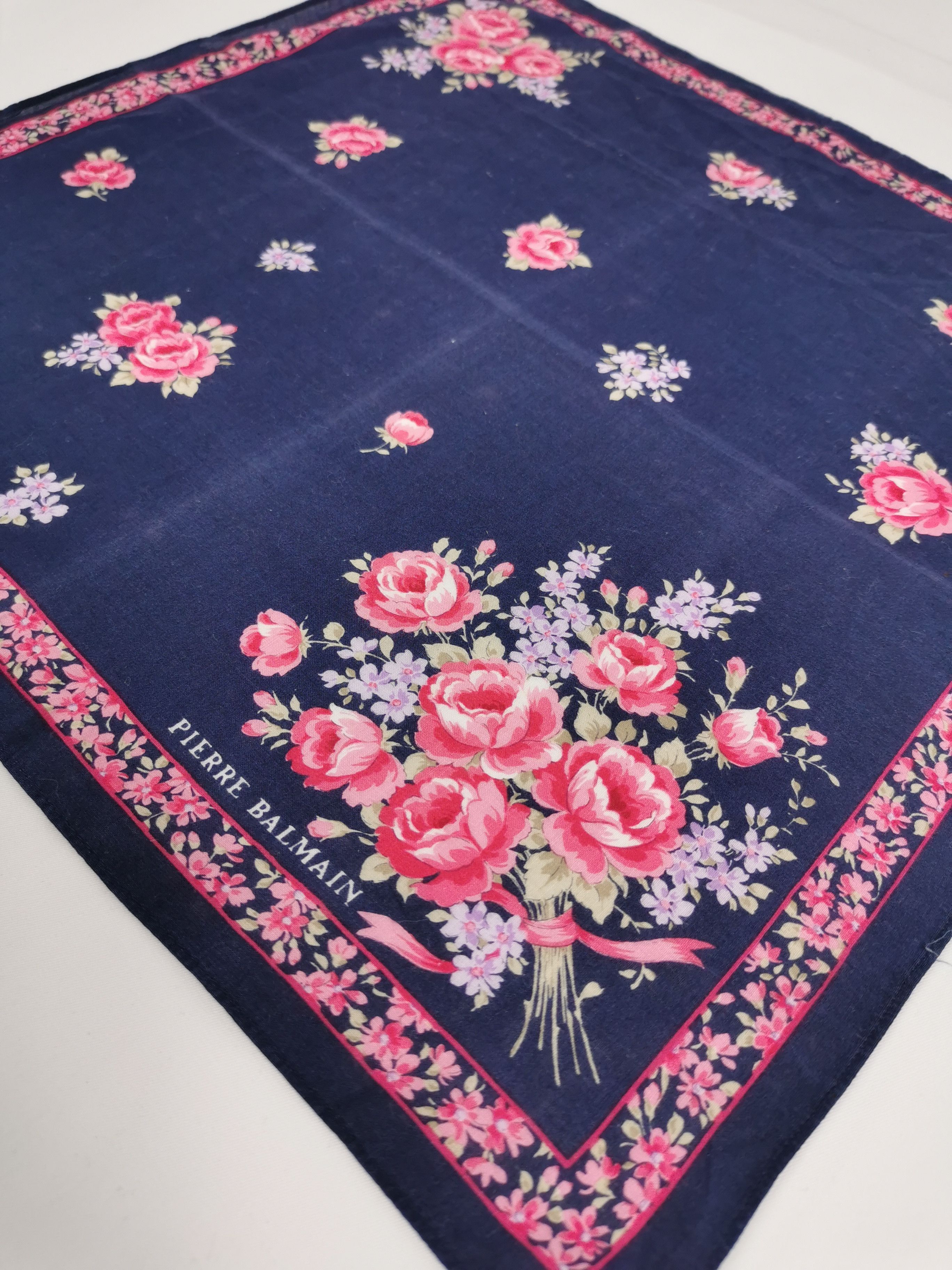 Pierre Balmain × Vintage Pierre Balmain handkerchief bandana neckerchief Size ONE SIZE - 3 Thumbnail
