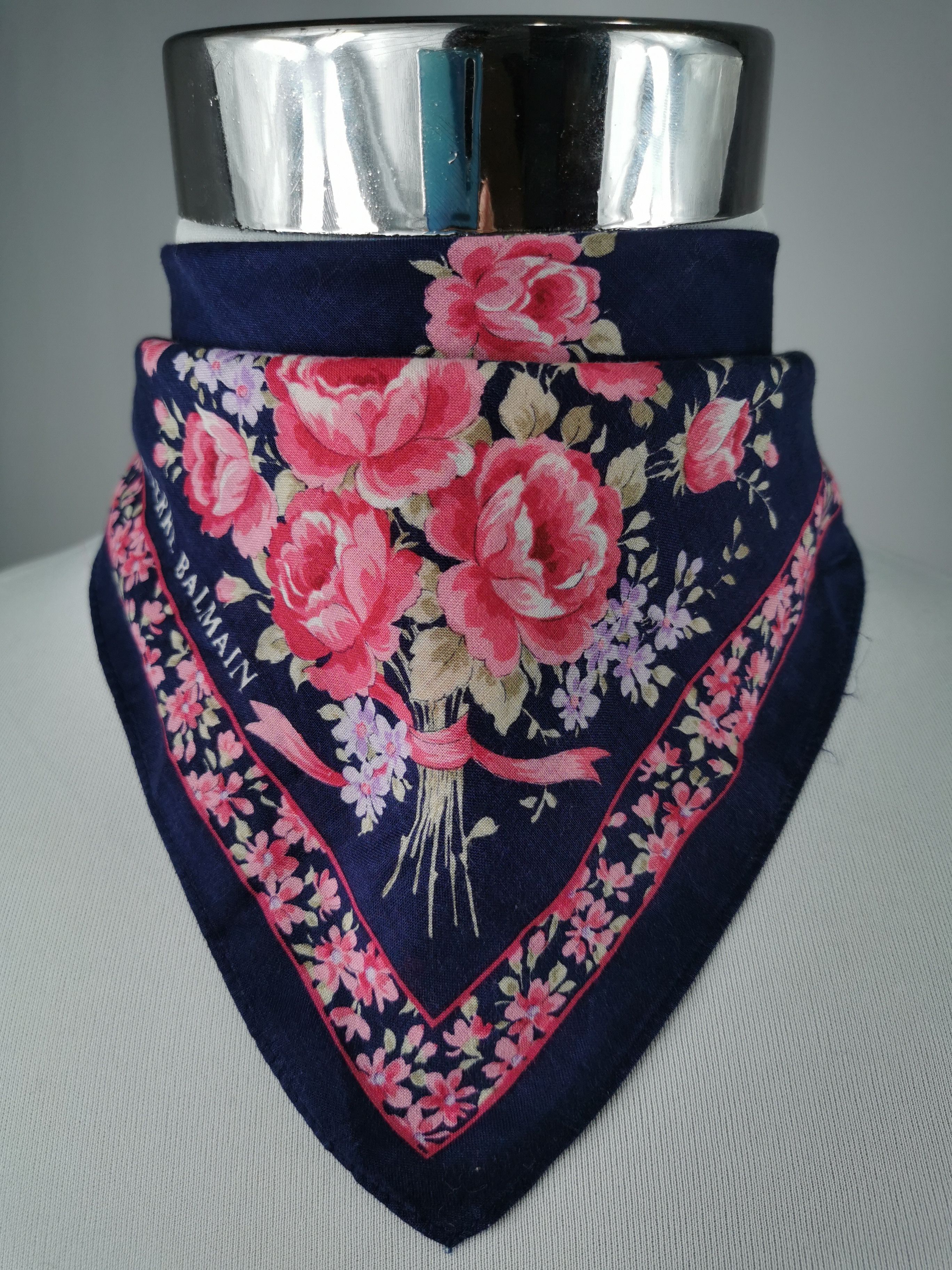 Pierre Balmain × Vintage Pierre Balmain handkerchief bandana neckerchief Size ONE SIZE - 1 Thumbnail