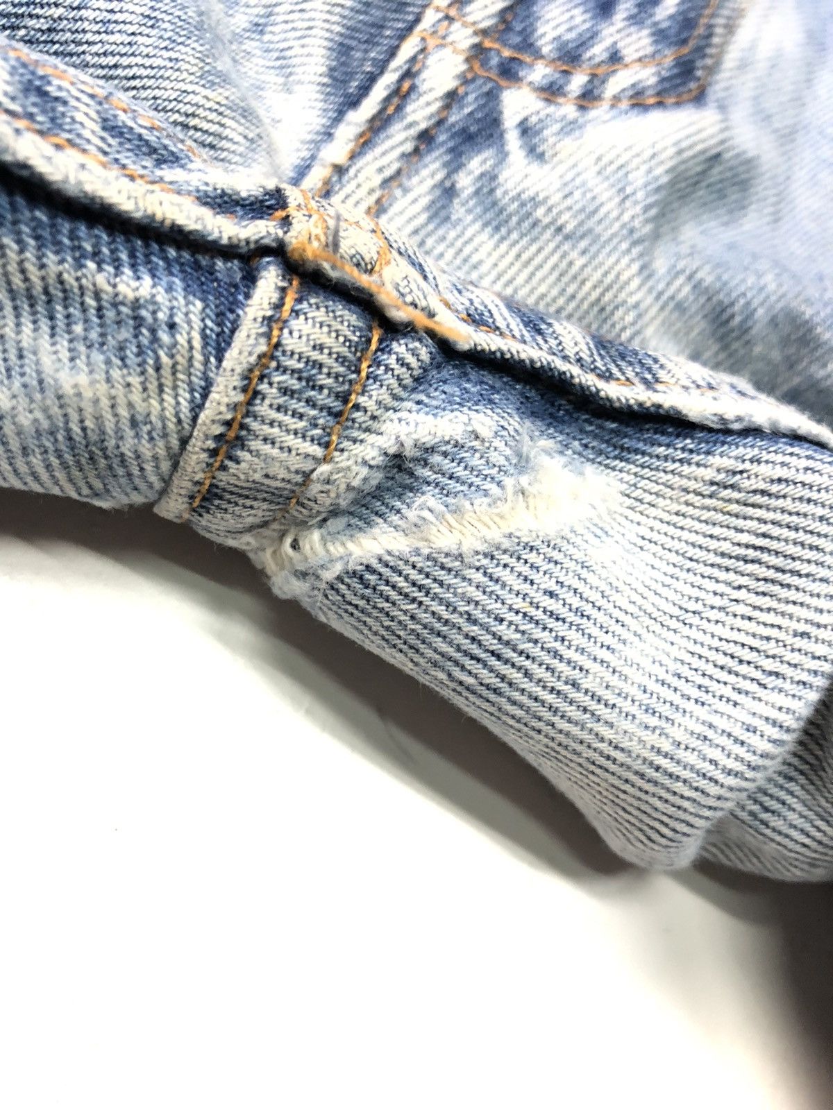 Levi's × Vintage VINTAGE 90s LEVIS 607 OREN TAB BLUE WASH DISSTRESSED DENIM Size US 29 - 12 Thumbnail