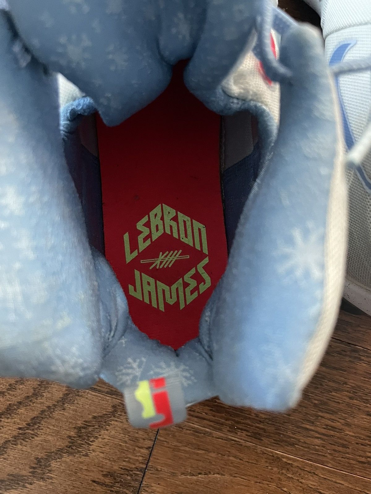 Nike Nike Lebron 13 Christmas 2015 Size US 12 / EU 45 - 6 Thumbnail