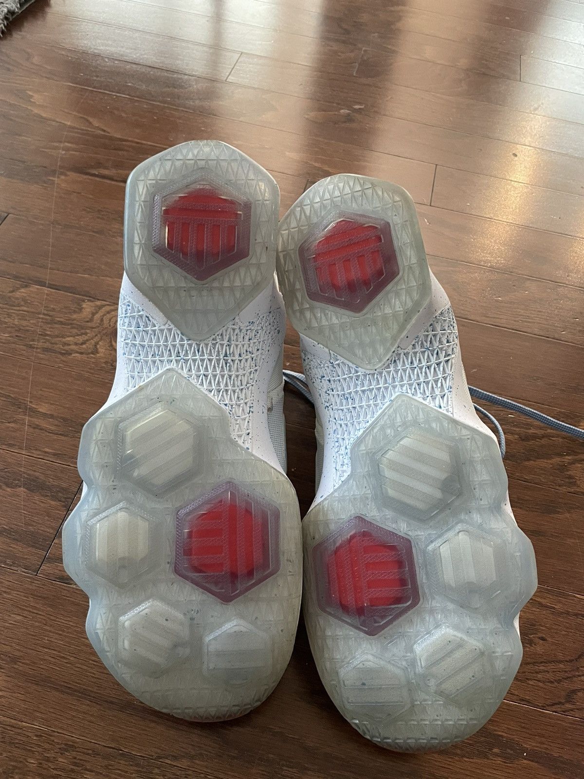 Nike Nike Lebron 13 Christmas 2015 Size US 12 / EU 45 - 5 Thumbnail