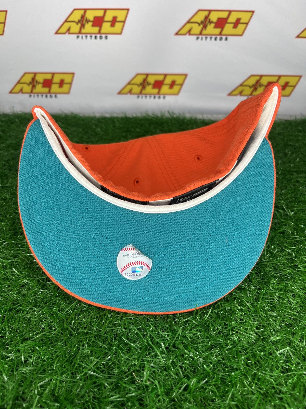 MLB × New Era Mets 7 final season fitted hat orange teal Size ONE SIZE - 4 Thumbnail