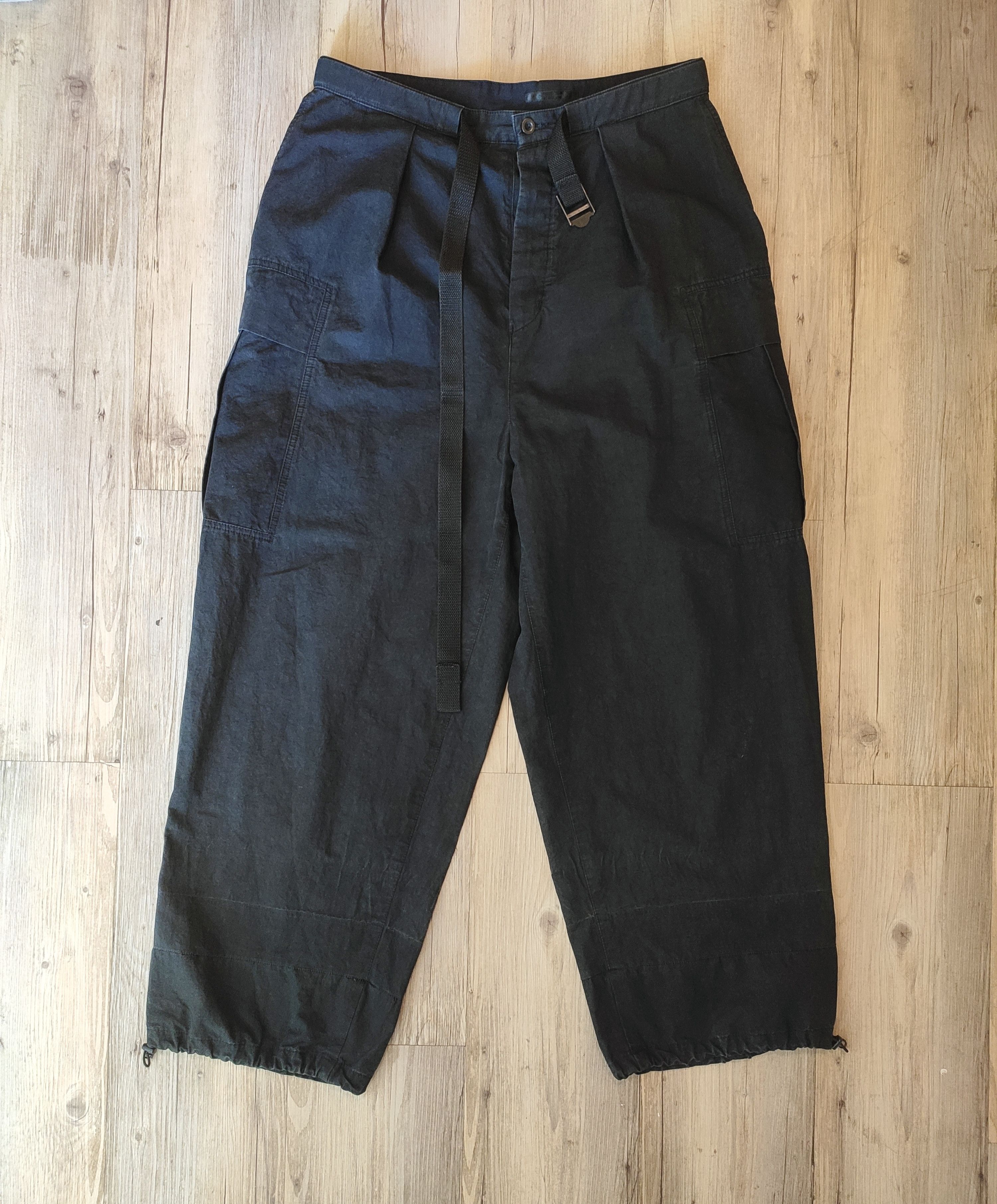 The Viridi-anne High density weather cargo pants.Like Rick Owens pants Size US 32 / EU 48 - 4 Thumbnail