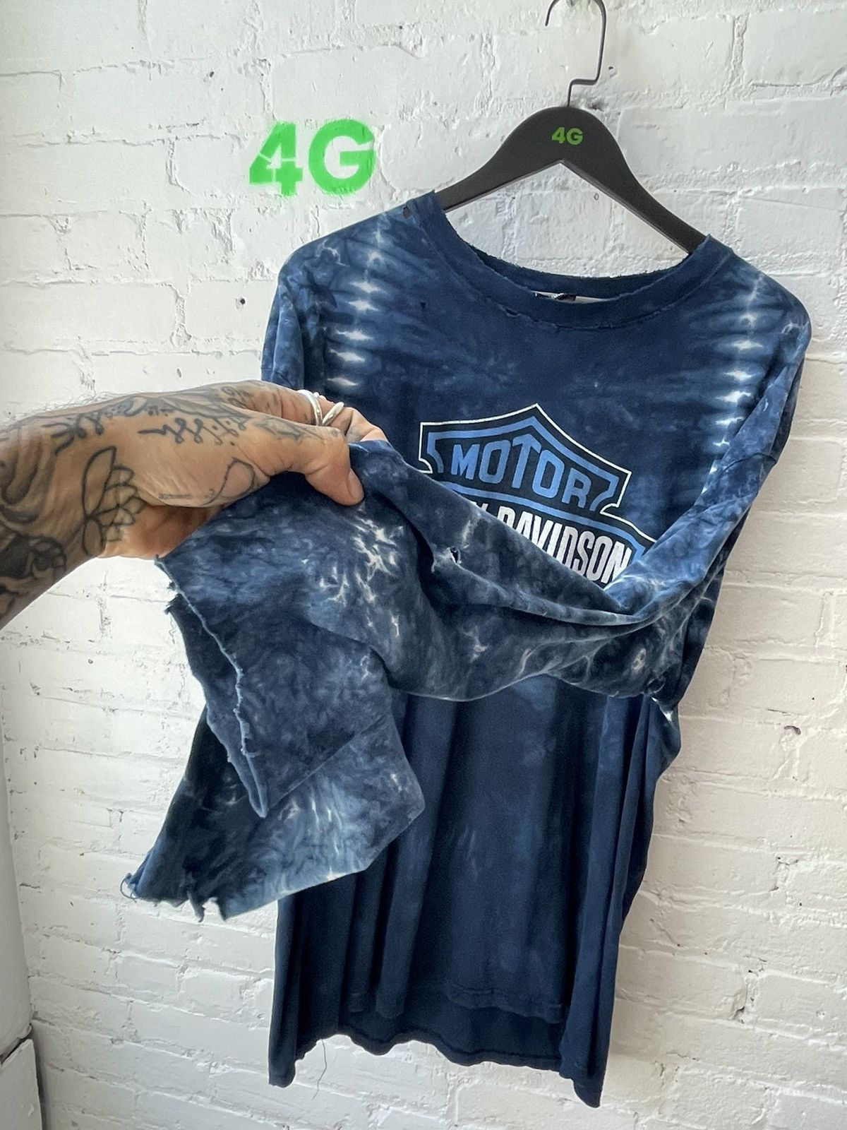 Harley Davidson × Vintage Vintage THRASHED Harley Davidson Tie dye Shirt Size US XL / EU 56 / 4 - 7 Thumbnail