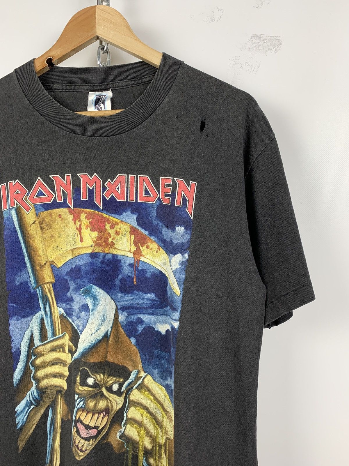 Band Tees 1995 Vintage Iron Maiden Year Of The Beast Very Rare T-Shirt Size US L / EU 52-54 / 3 - 5 Thumbnail