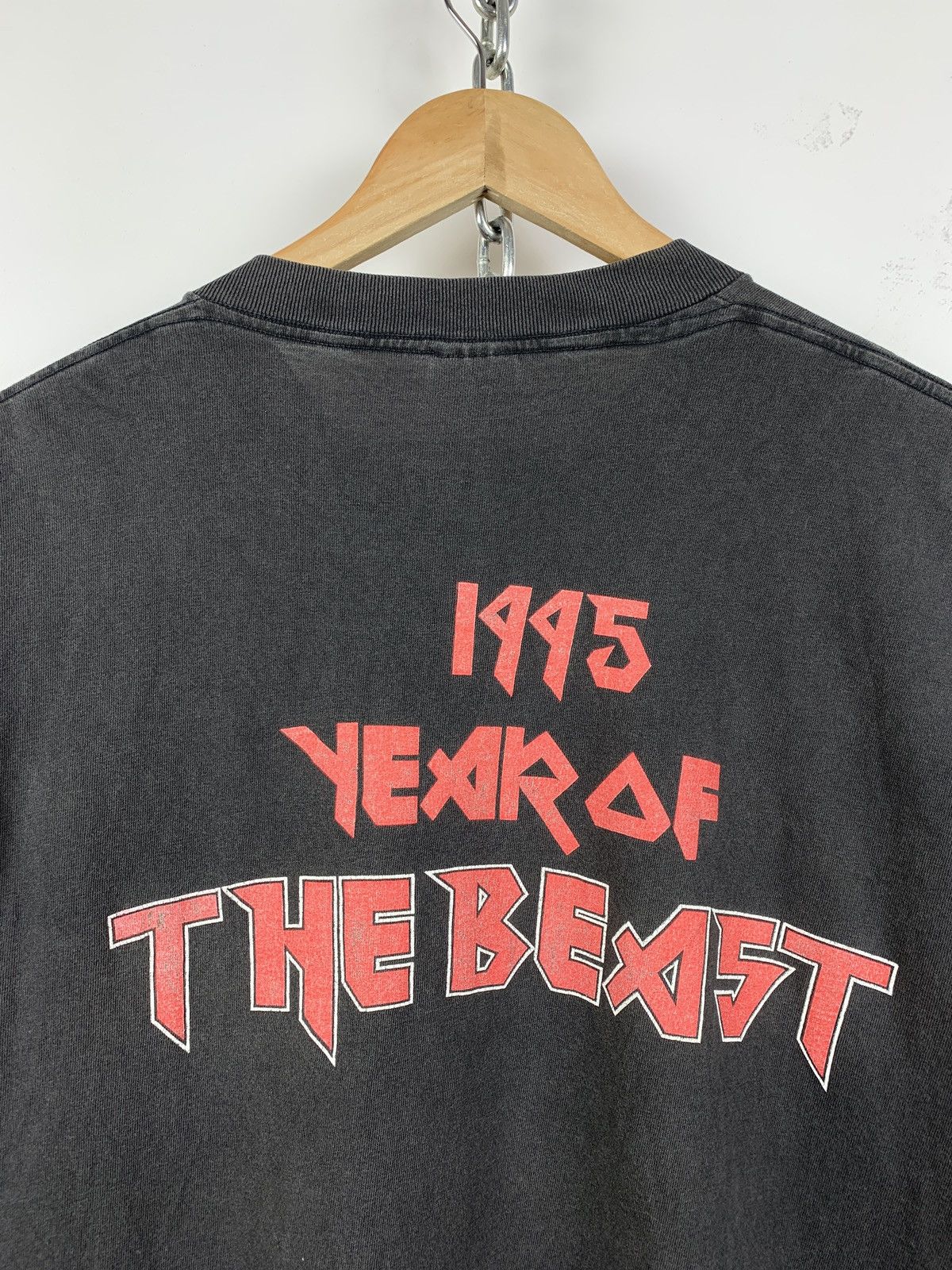 Band Tees 1995 Vintage Iron Maiden Year Of The Beast Very Rare T-Shirt Size US L / EU 52-54 / 3 - 10 Thumbnail