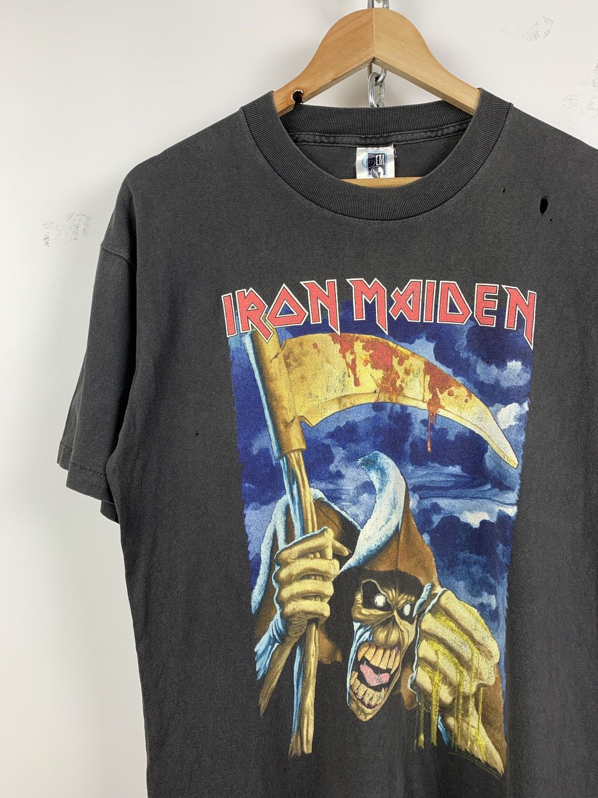 Band Tees 1995 Vintage Iron Maiden Year Of The Beast Very Rare T-Shirt Size US L / EU 52-54 / 3 - 4 Thumbnail